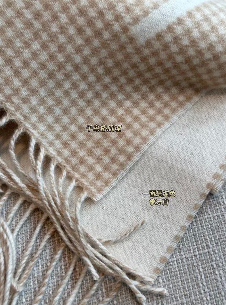 Luxurious Wool Scarf: Soft, Warm, Handmade with Unique Design and Dual-Sided Pattern - 图片 9