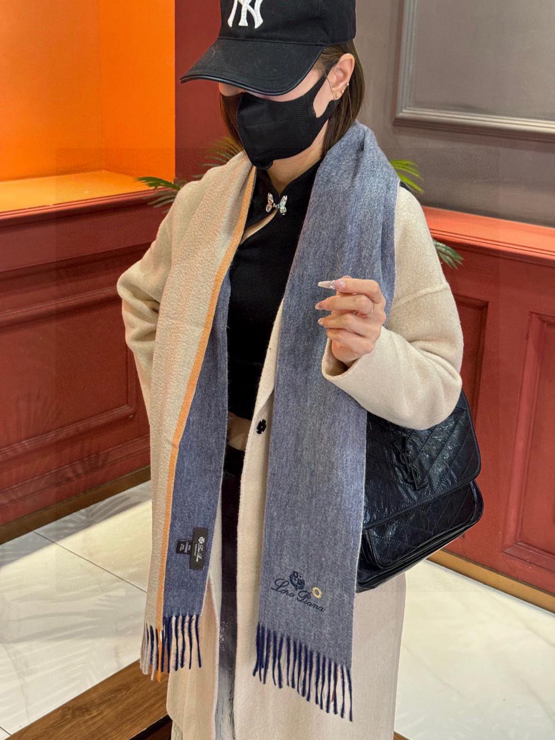 Luxurious Loro Piana Wool Scarf Collection with High-Quality Materials - 图片 1