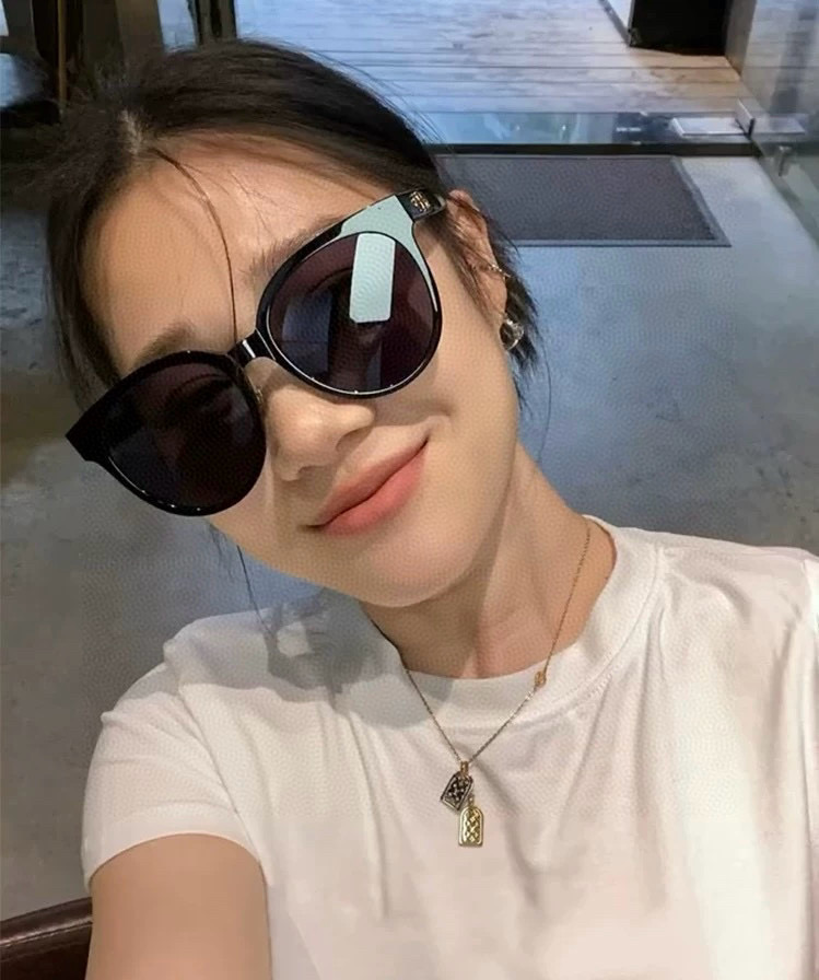 NO:249813,【DIOR-Dio】2025 new spring model trendy fashion round frame polarized sunglasses high quality comfortable to wear Internet celebrity trendy sunglasses Model D6106 glasses sunglasses sunglasses, glasses, dior, dior19860909【DIOR-迪奥】2025开春新款 潮流爆款 时尚圆框偏光太阳镜 高品质 佩戴舒适 网红潮款墨镜 型号D6106眼镜墨镜太阳镜,眼镜,dior,dior,glasses