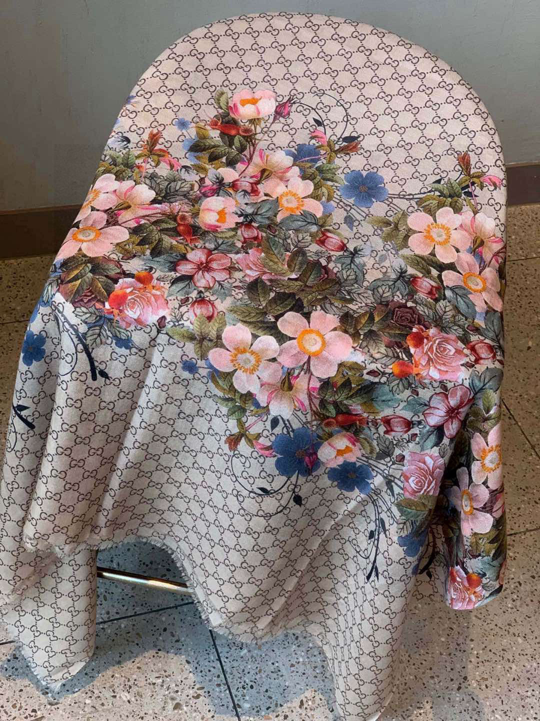  💟秀外慧中，美到过分❗️上身效果疯狂的喜欢❗️Gucci New~300支高端戒指绒！真心美爆了的设计