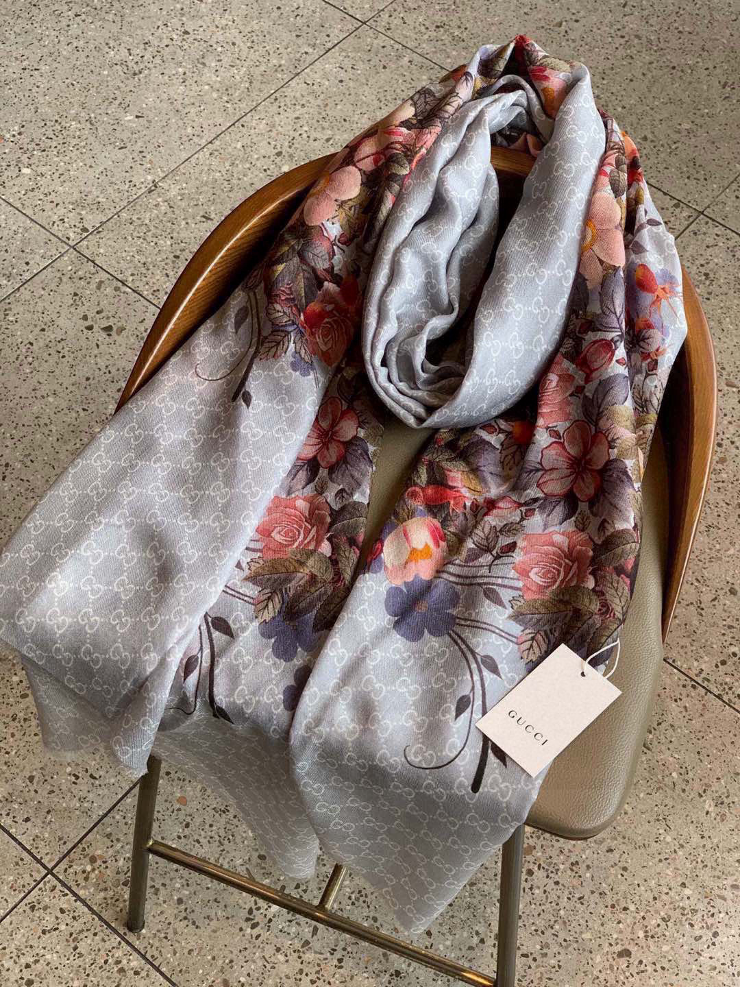  💟秀外慧中，美到过分❗️上身效果疯狂的喜欢❗️Gucci New~300支高端戒指绒！真心美爆了的设计