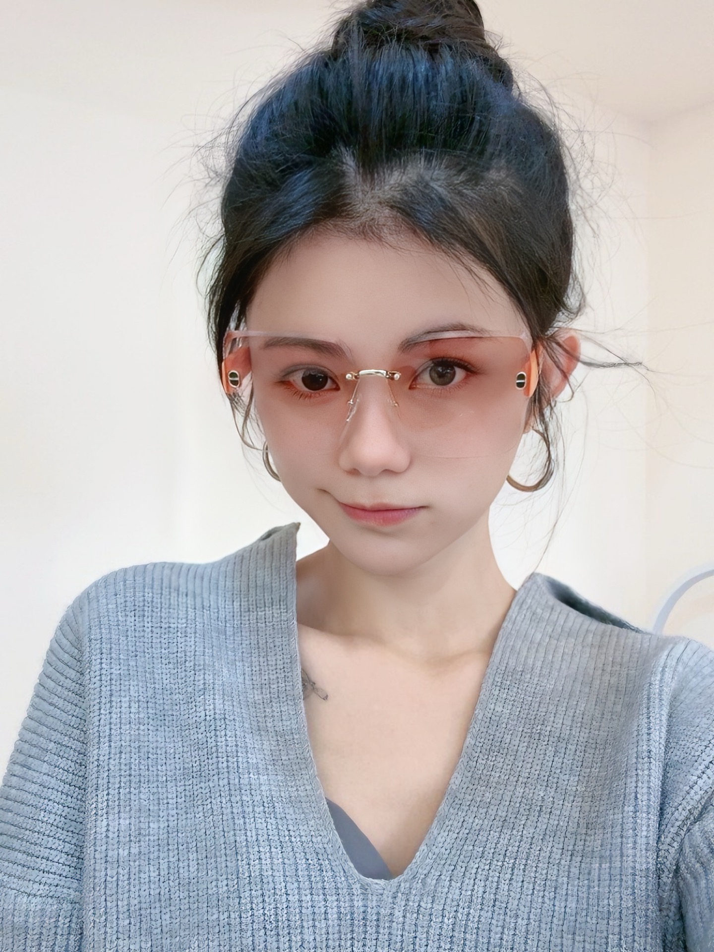 🔺 【DIOR-迪奥】2025开春新款 潮流爆款 时尚方框太阳镜 高品质 佩戴舒适 网红潮款墨镜 型号：