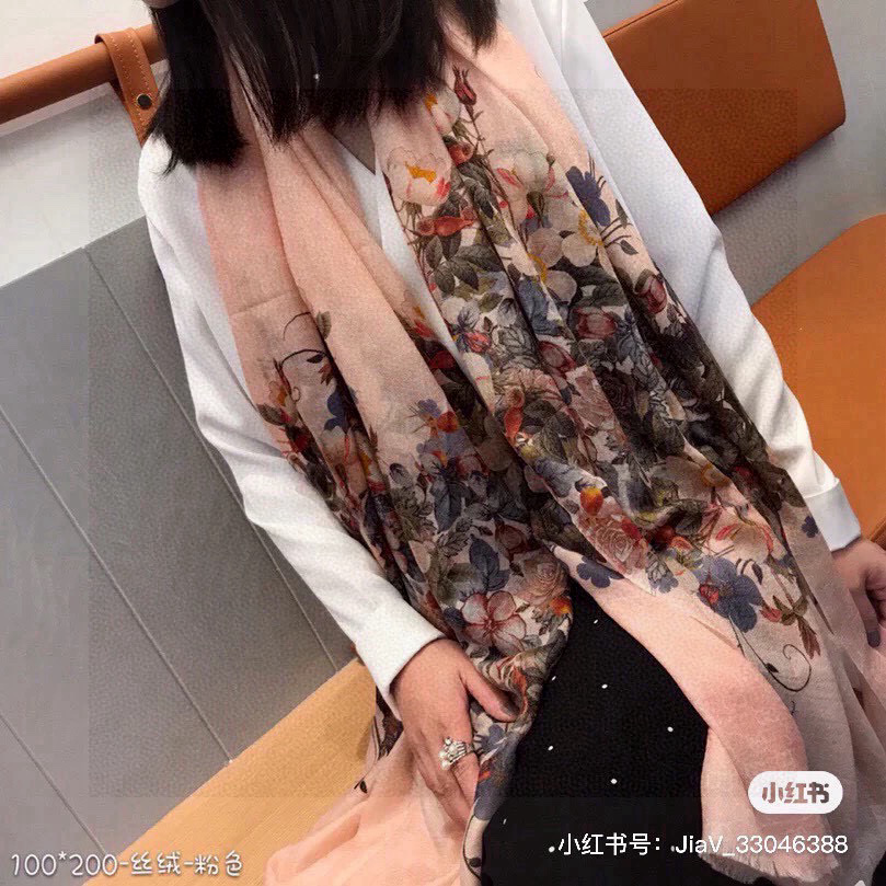  💟秀外慧中，美到过分❗️上身效果疯狂的喜欢❗️Gucci New~300支高端戒指绒！真心美爆了的设计