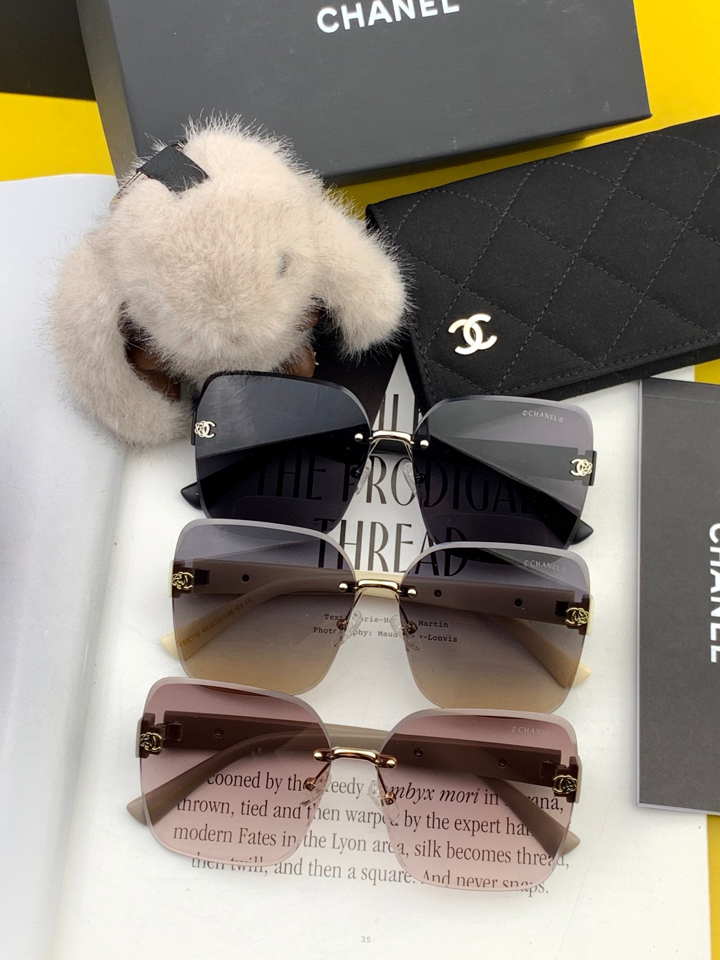   新品CHANEL 香奈儿太阳镜以独特魅力和前卫风格诠释春夏最新眼镜，质感超好佩带舒适 型号：CH45
