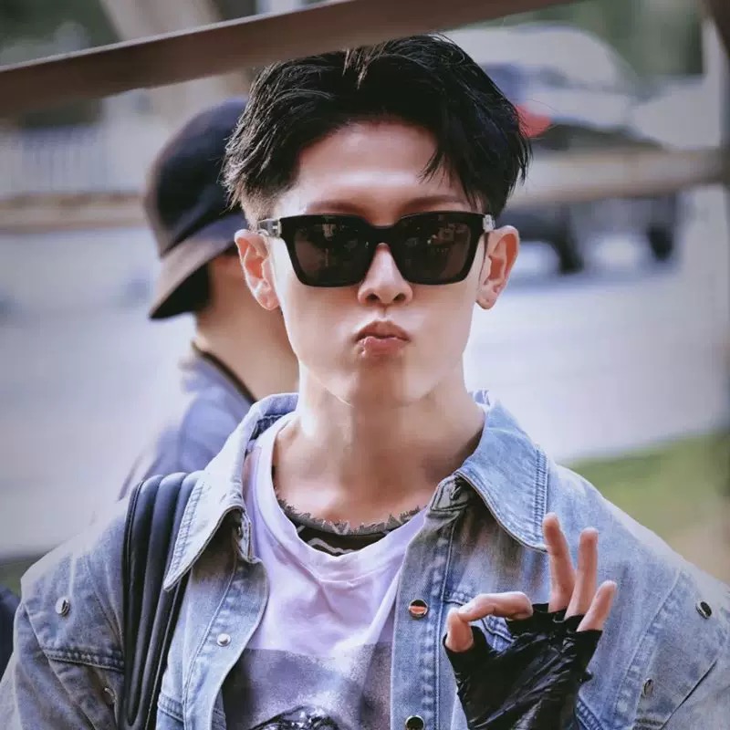 NO:252386,【DIOR】2025 Spring New Model Fashion Hot Fashionable Square Polarized Sunglasses High Quality Comfortable Wearing Internet celebrity trendy sunglasses Women's HD Polarized Sunglasses High Quality TR Frame Model CD6113 Glasses Sunglasses Sunglasses, Glasses, Dior19860909【DIOR】2025开春新款 潮流爆款 时尚方框偏光太阳镜 高品质 佩戴舒适 网红潮款墨镜 女士高清偏光太阳镜 高品质TR镜框 型号CD6113眼镜墨镜太阳镜,眼镜,dior,glasses