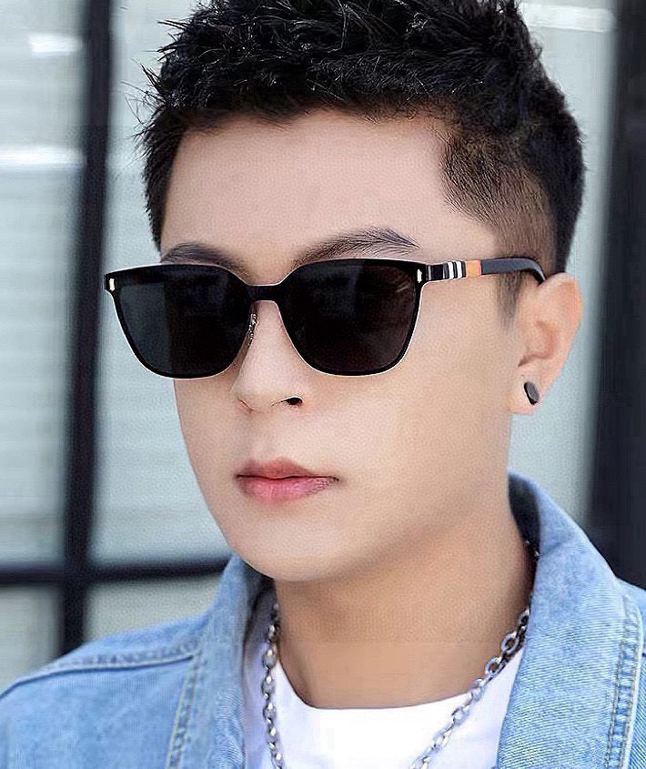 NO:253732,Burberry's new one-piece driving mirror sunglasses must be used for traveling many celebrities. Sunglasses, men and women's sunglasses flying. Model B8809 glasses, sunglasses, sunglasses, burberry19860909巴宝莉 新款连体驶驾镜墨镜出行必众备多明星同款 太阳镜 男女太士阳镜飞行 型号B8809眼镜墨镜太阳镜,眼镜,burberry,glasses