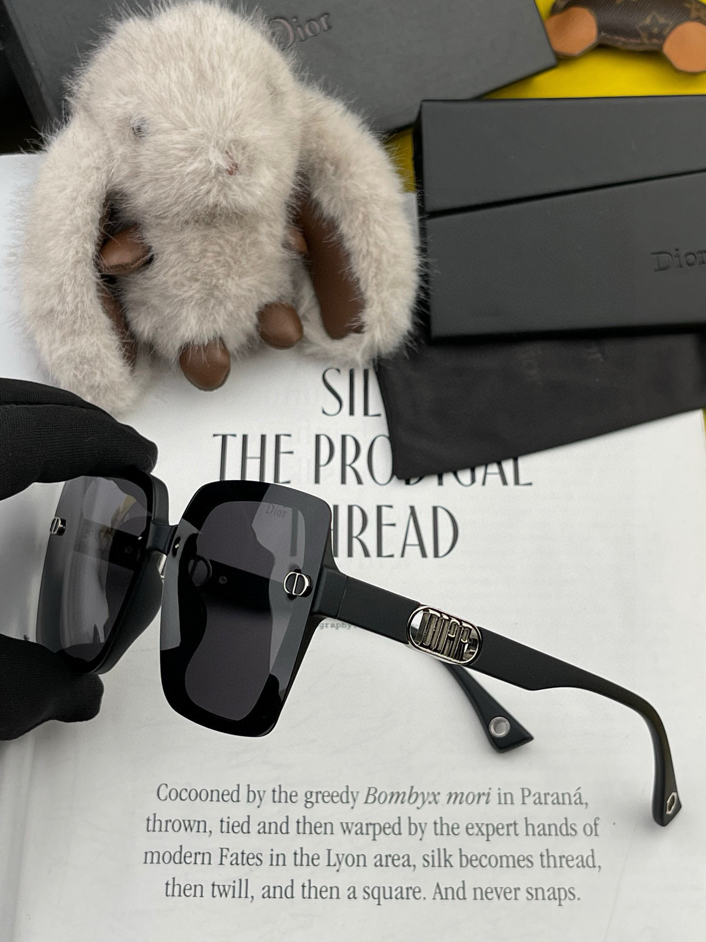 🔺 【DIOR-迪奥】2025开春新款 潮流爆款 时尚方框偏光太阳镜 高品质 佩戴舒适 网红潮款墨镜 女