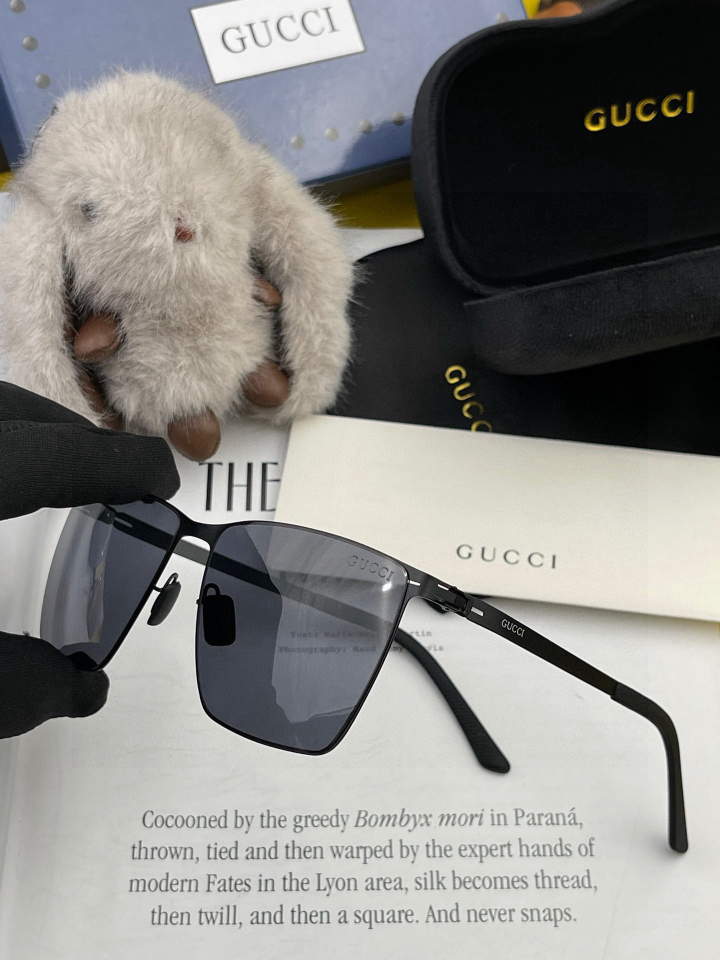 ♦️ GUCCI 2025新款男女情侣款太阳镜多边形墨镜iP电镀永不褪色 超轻超有弹性整幅眼镜无螺丝重要