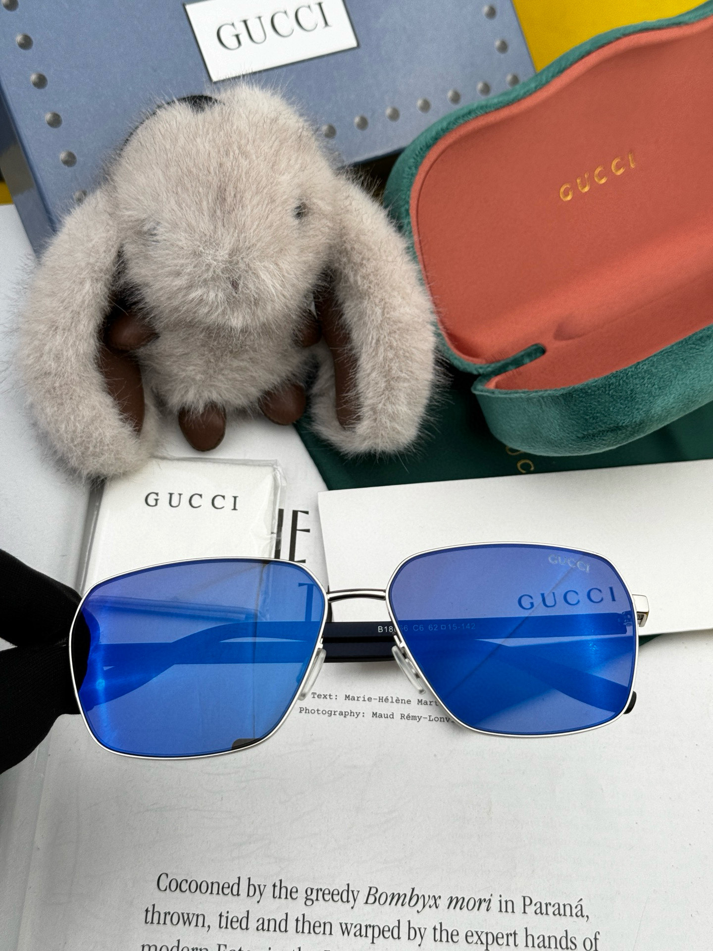         GUCCI 男款炫彩飞行员偏光太阳镜 ❤️材质：高清尼龙加厚卡槽高清偏光镜片 🌹无边框镜