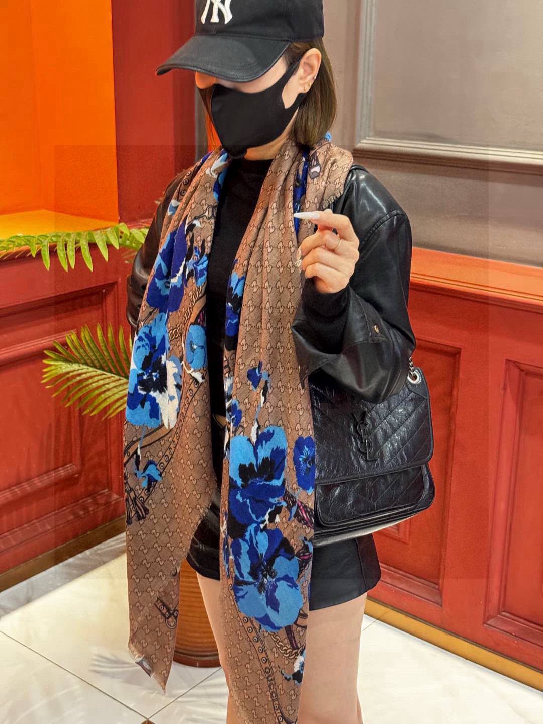   爆款出货 真正的海外原版货——从海外买的正品花了一个月画稿打版，要做咱们就做最好的💯 一花四色每色都