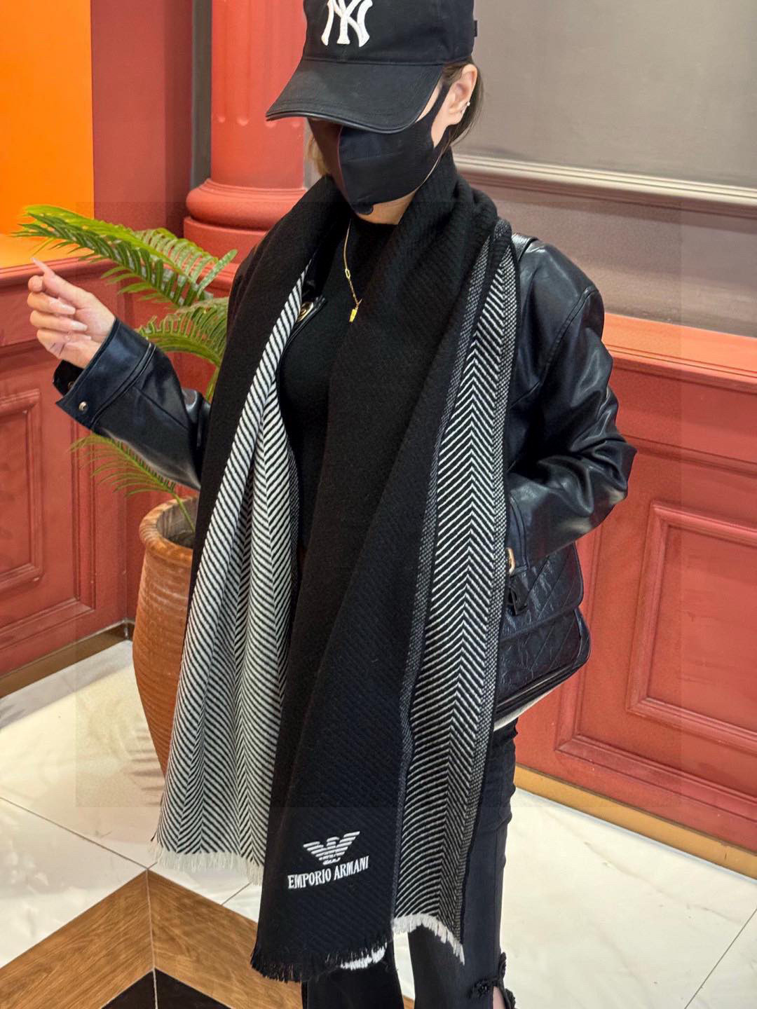   EMPORIO ARMANI。EA阿玛尼。秋冬新品，男士羊绒围巾。，无敌贴身质感，弹力极好，超级搭配