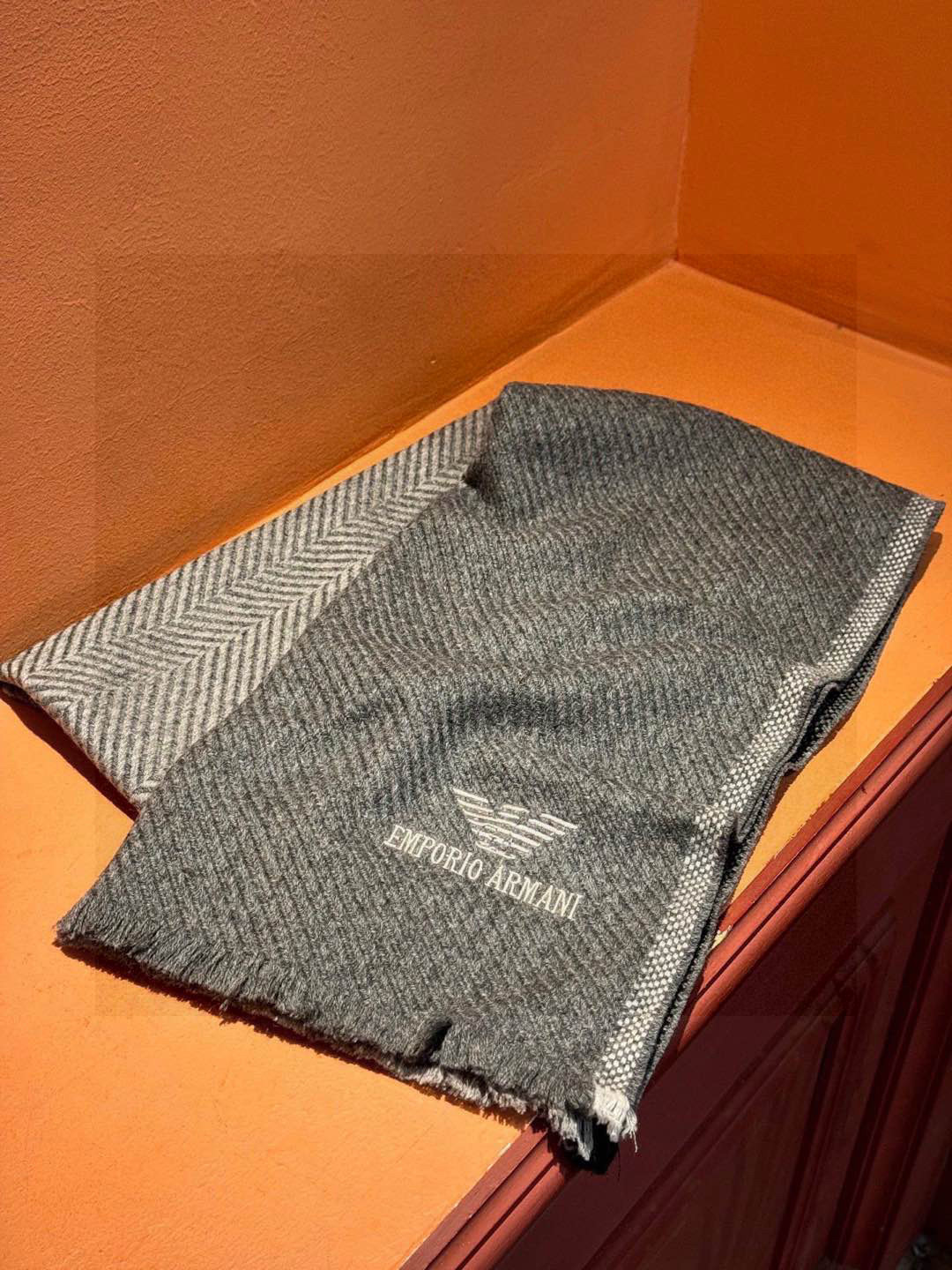   EMPORIO ARMANI。EA阿玛尼。秋冬新品，男士羊绒围巾。，无敌贴身质感，弹力极好，超级搭配