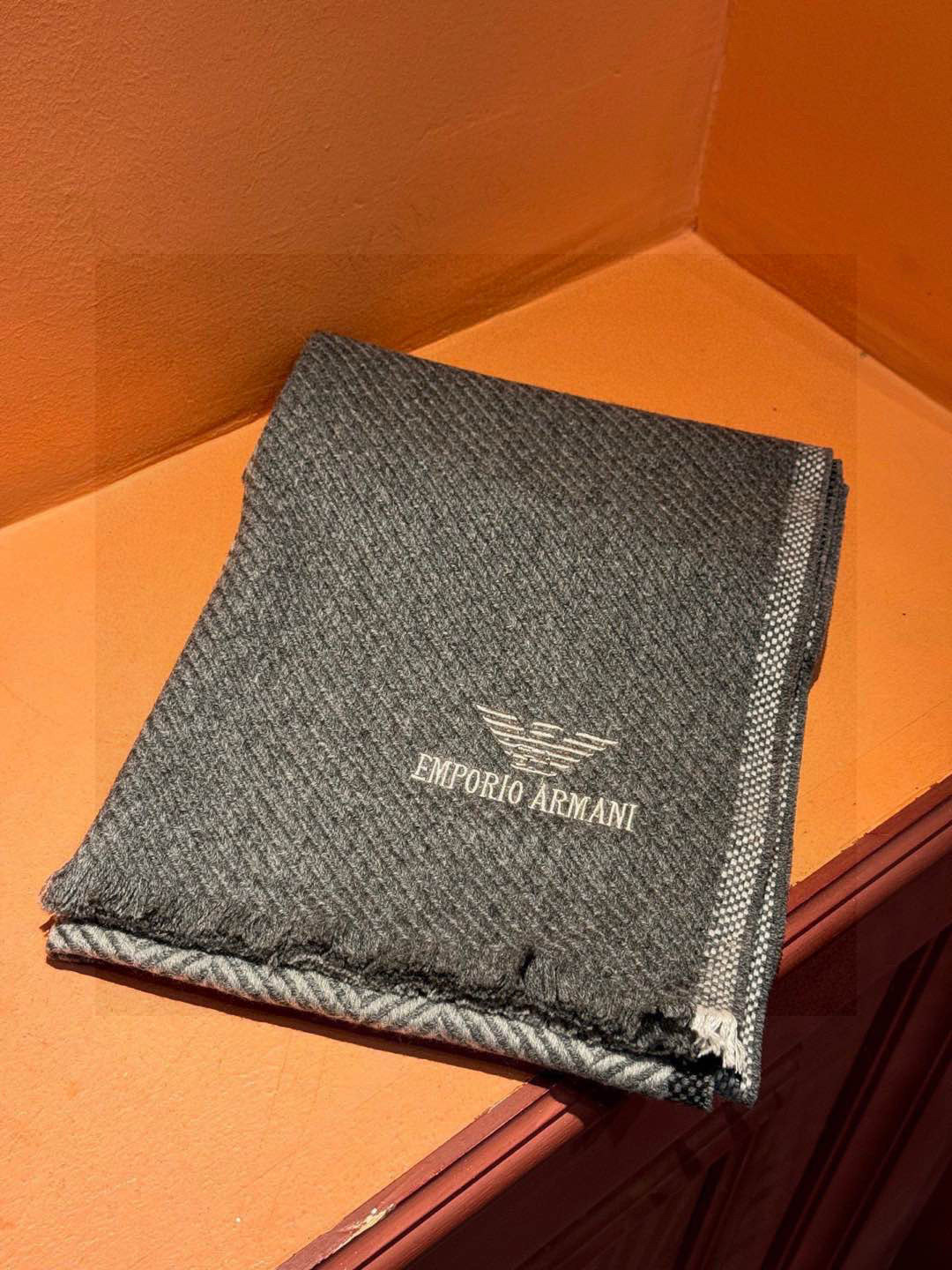   EMPORIO ARMANI。EA阿玛尼。秋冬新品，男士羊绒围巾。，无敌贴身质感，弹力极好，超级搭配