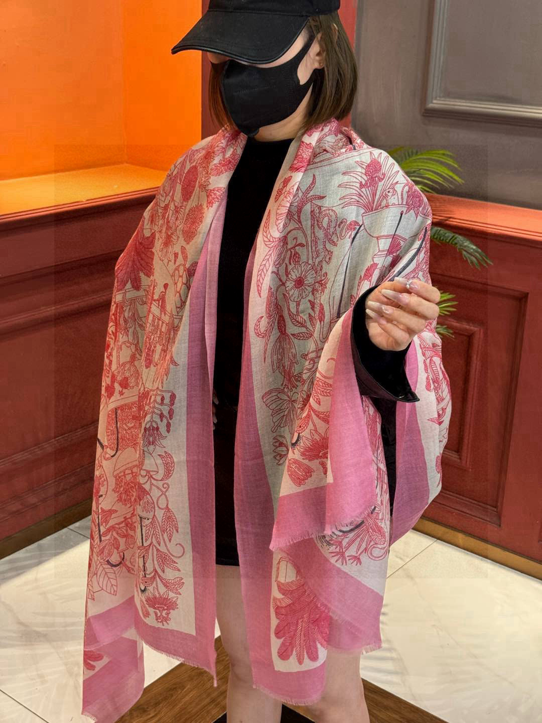  专柜同步 Hermes家买了都说好看【珍奇乐园羊绒长巾】‼️推荐💕顶级工艺超值‼️爱马仕专柜爆款🎁🎁羊