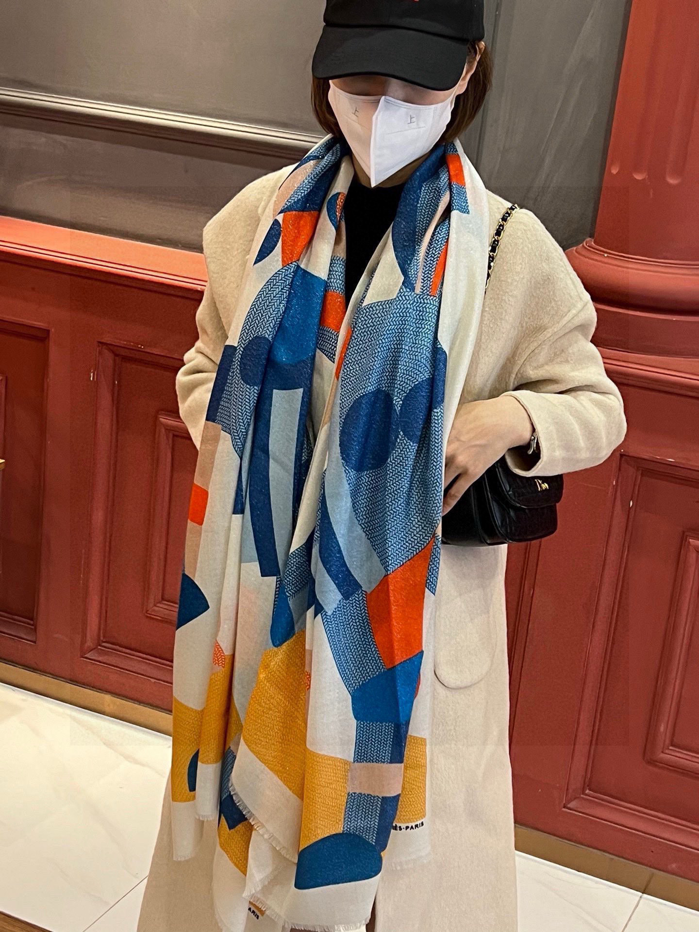   会发光发亮的围巾 新款🆕🏇🏇买了都说好看‼️推荐💕【小马跳跃】顶级工艺超值‼️爱马仕专柜爆款🎁💟立体