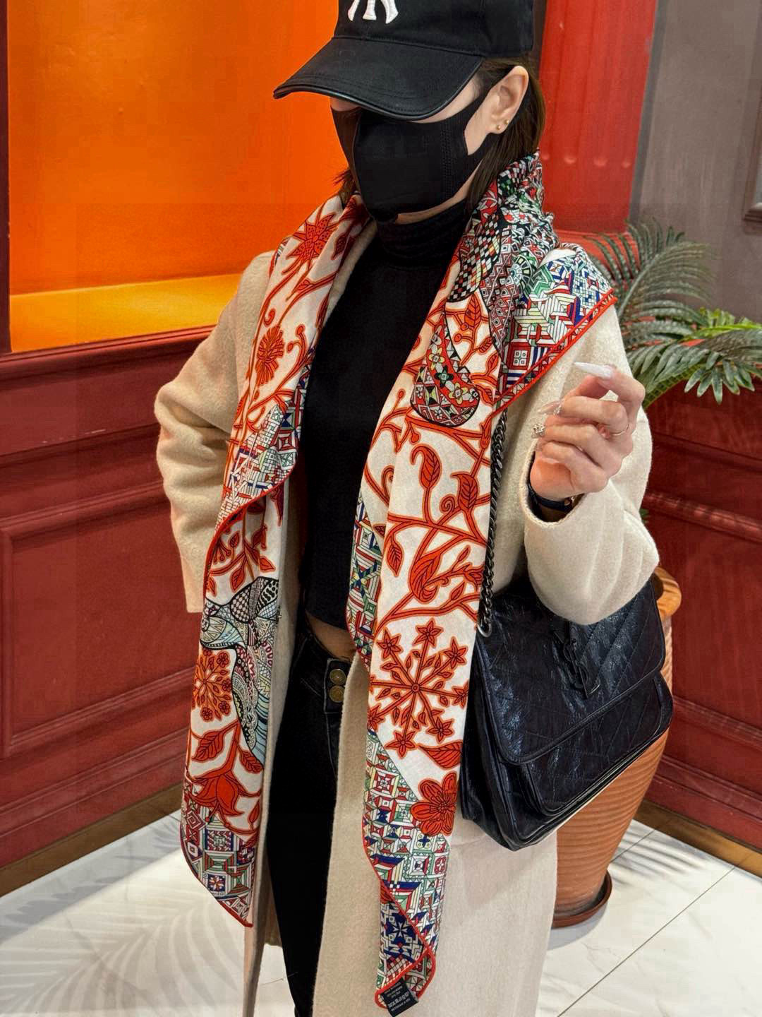  羊绒新款🆕👏👏买了都说好看‼️推荐💕爱马仕双面同色羊绒方巾【美洲豹与蜂鸟双面同色140】，顶级工艺超值