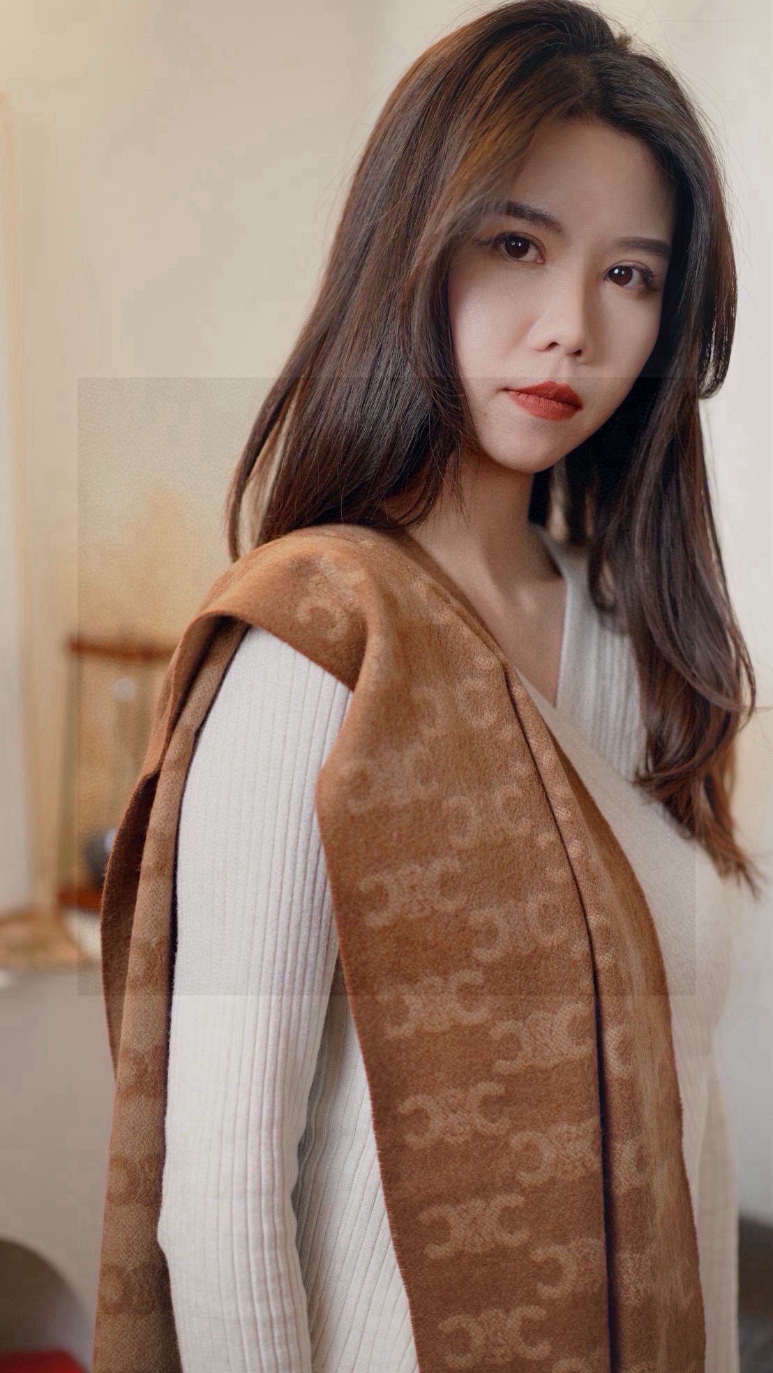 NO:189336,Light color 02TF·Play pictures with high-version scarf, high-version scarf, tom ford19860909浅色02TF·佩戴图高版本围巾,高版本围巾,tom ford,scarf