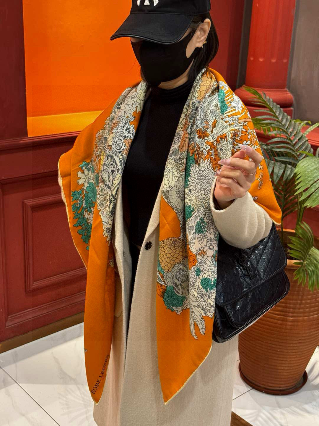 ❄【双面同色】原单Lv140cm丝绒方巾，《热气球》，本款方巾全新加入 U价🉐️ and Away 系列