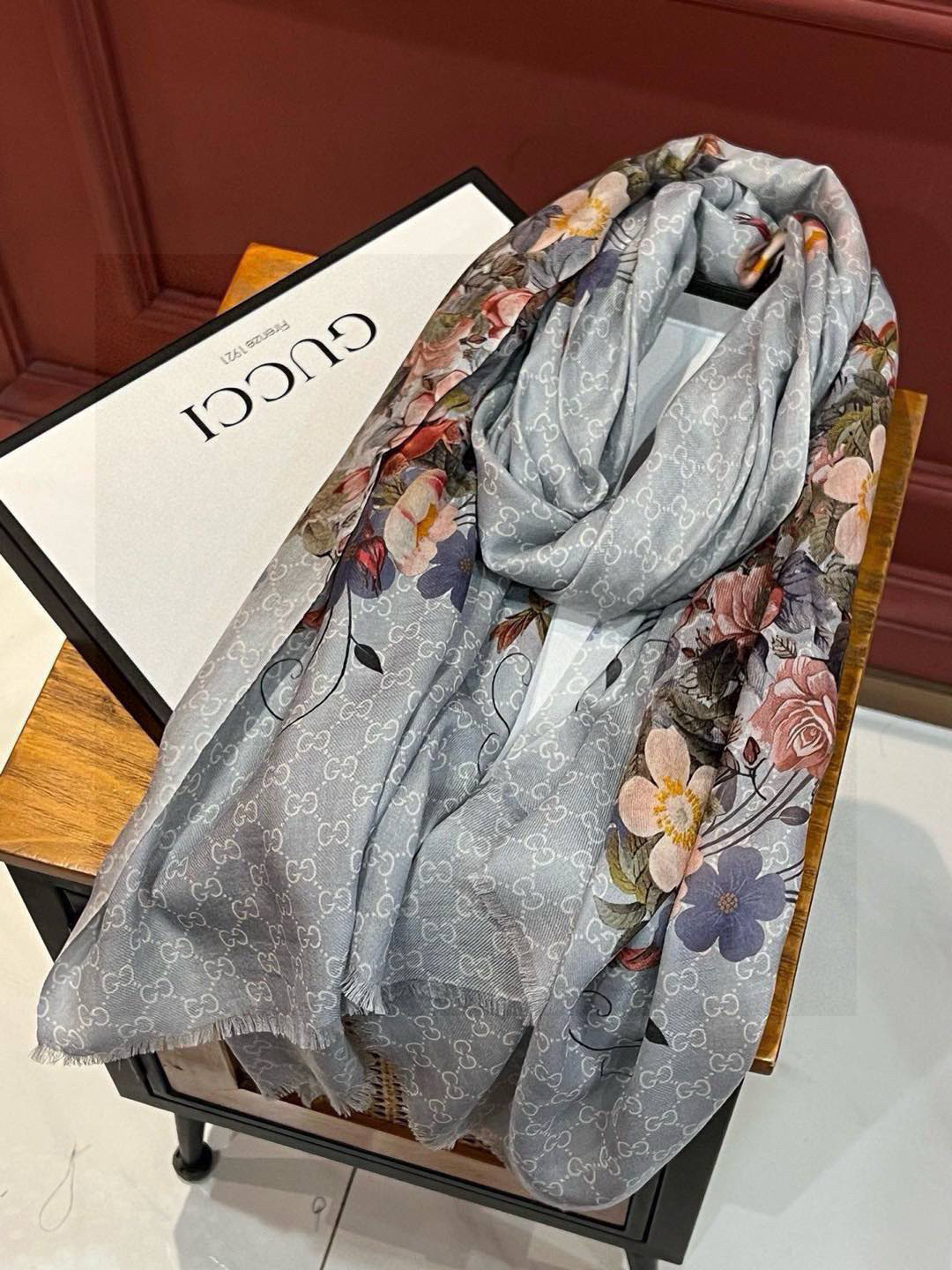  💟秀外慧中，美到过分❗️上身效果疯狂的喜欢❗️Gucci New~300支高端戒指绒！真心美爆了的设计