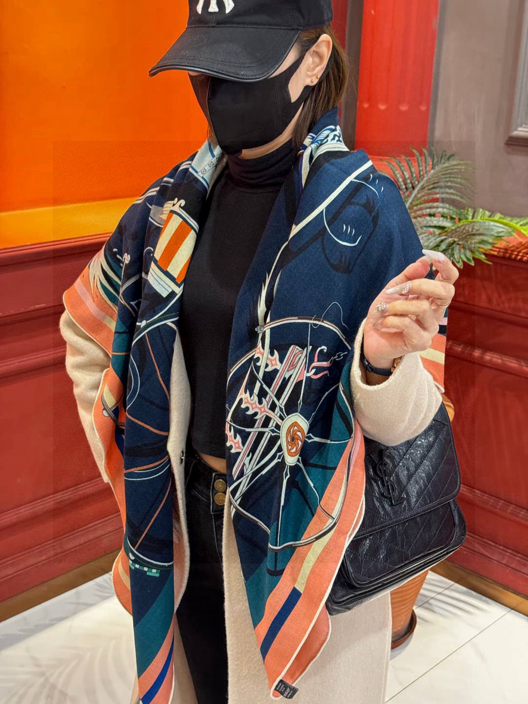 ❄️【双面同色】原单爱马仕140cm丝绒方巾💕 《平衡马车》,没有体验过野村大辅的豪华马车,就不算拥有丰