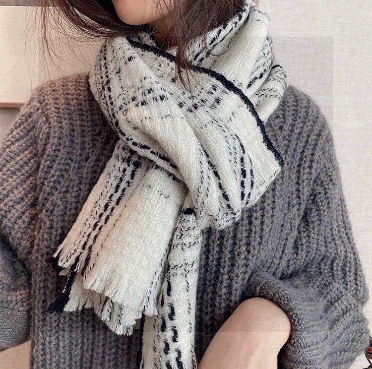  ‼️新😘😘香奈儿（CHANEL）年度最美‼️ 【双C编织格纹披肩】独家渠道原单货‼️年度最新力作 顶极