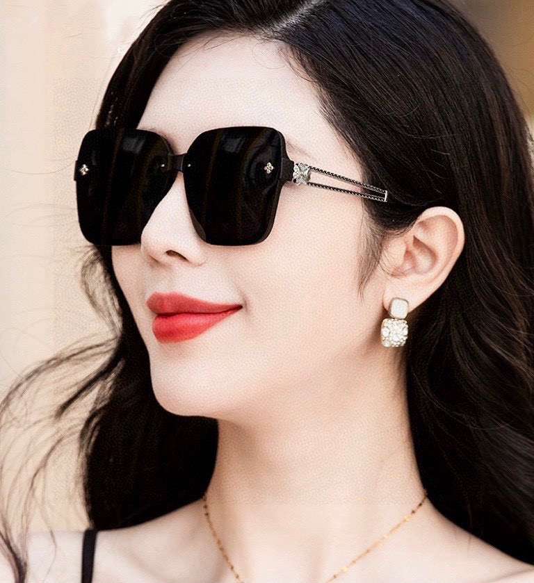 【CHANEL】香奈儿 2025新款山茶花潮流爆款 时尚圆框高清偏光太阳镜 佩戴舒适 网红潮款墨镜  ♥