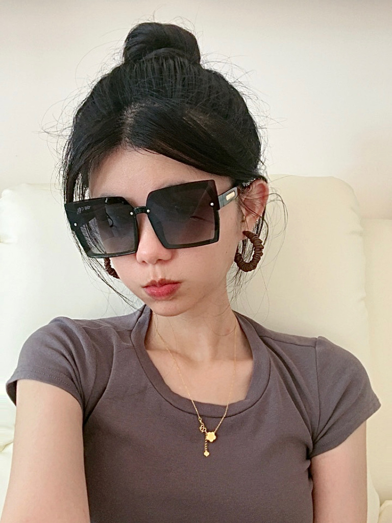  💍新款GUCCI偏光太阳镜得意开车驾驶镜时尚墨镜💐💐🌸世界顶级奢华品牌，品质保证！😍😍经典款, 明星热