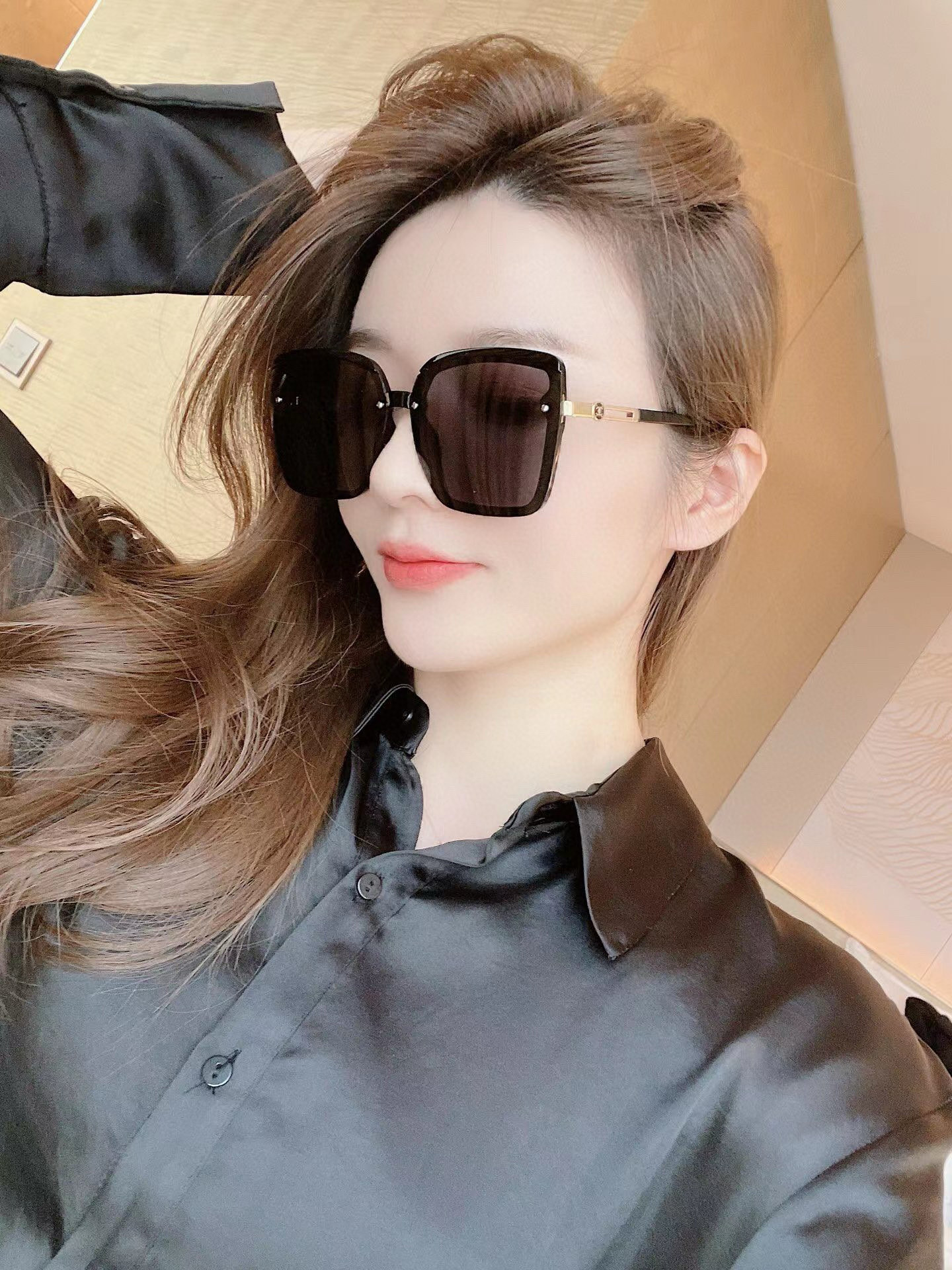 【CHANEL】香奈儿 2025新款潮流爆款 时尚方框太阳镜 佩戴舒适 网红潮款墨镜  ♥️♥️型号：C