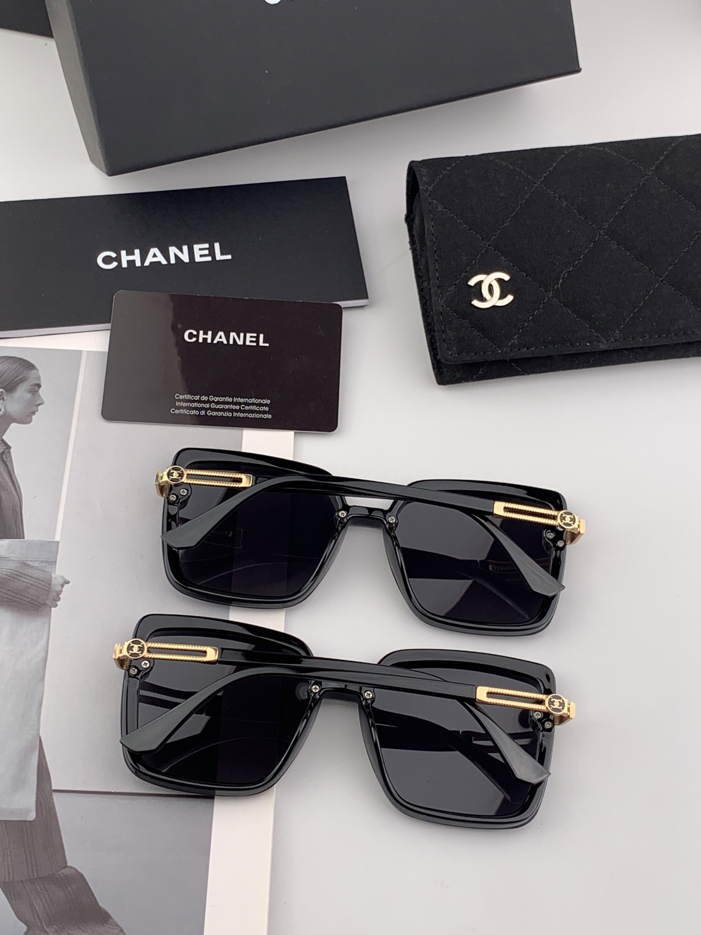 【CHANEL】香奈儿 2025新款潮流爆款 时尚方框太阳镜 佩戴舒适 网红潮款墨镜  ♥️♥️型号：C