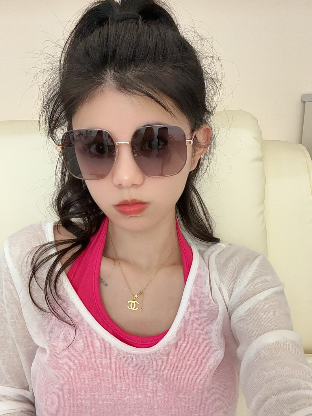  【偏光系列】Gucci   经典的方框设计，不挑脸型，无论搭配大衣还是连衣裙都非常显气质尼龙偏光镜片预