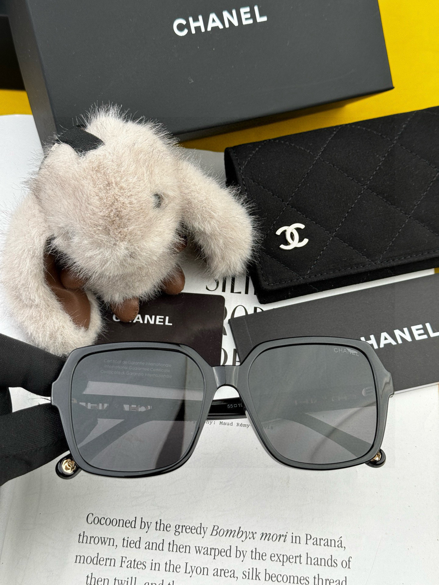 【CHANEL】香奈儿 2025新款潮流爆款 时尚方框太阳镜 佩戴舒适 网红潮款墨镜  女士高清加厚偏光