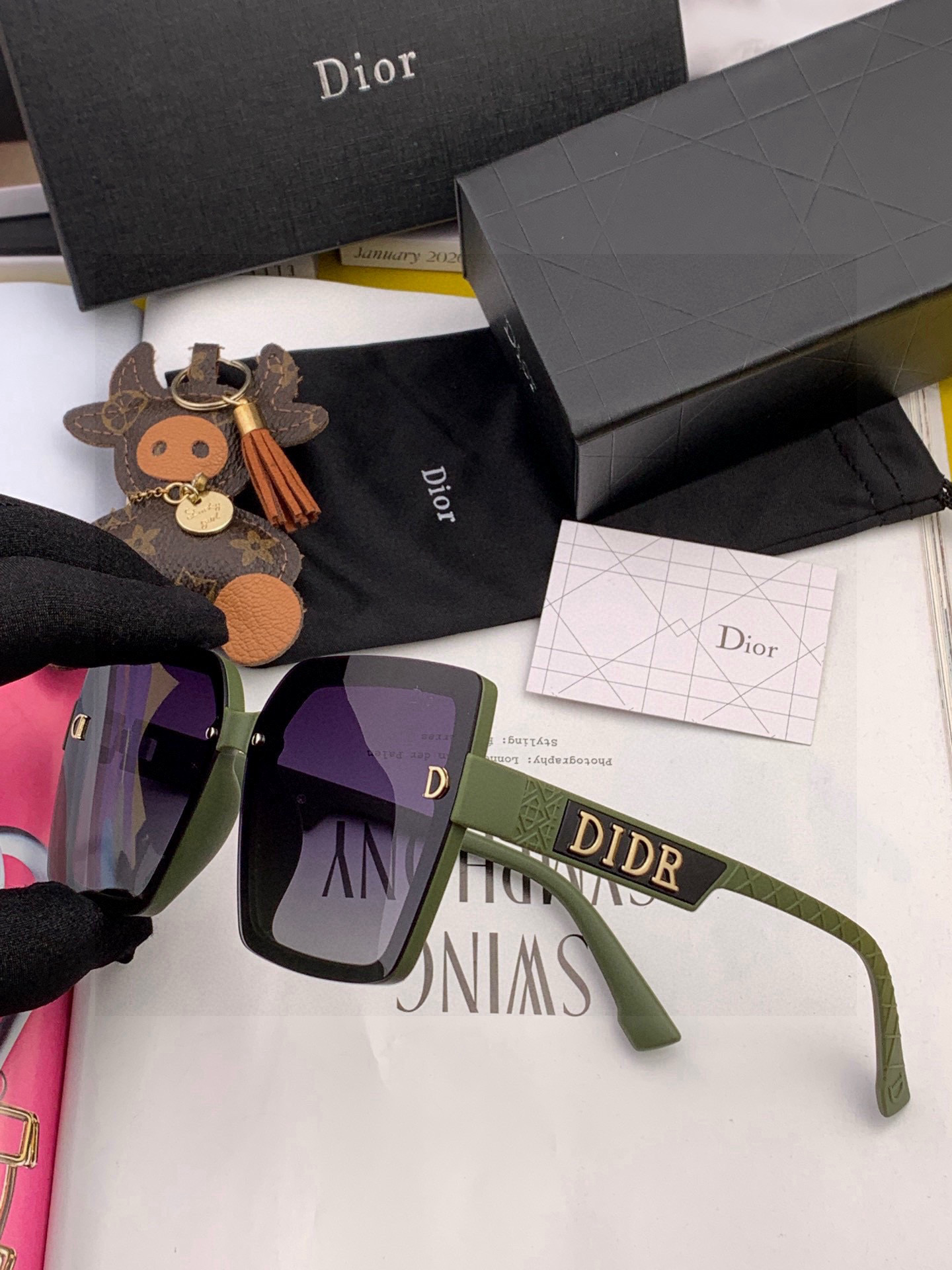  🔺 【DIOR-迪奥】2025开春新款 潮流爆款 时尚方框偏光太阳镜 高品质 佩戴舒适 网红潮款墨镜 