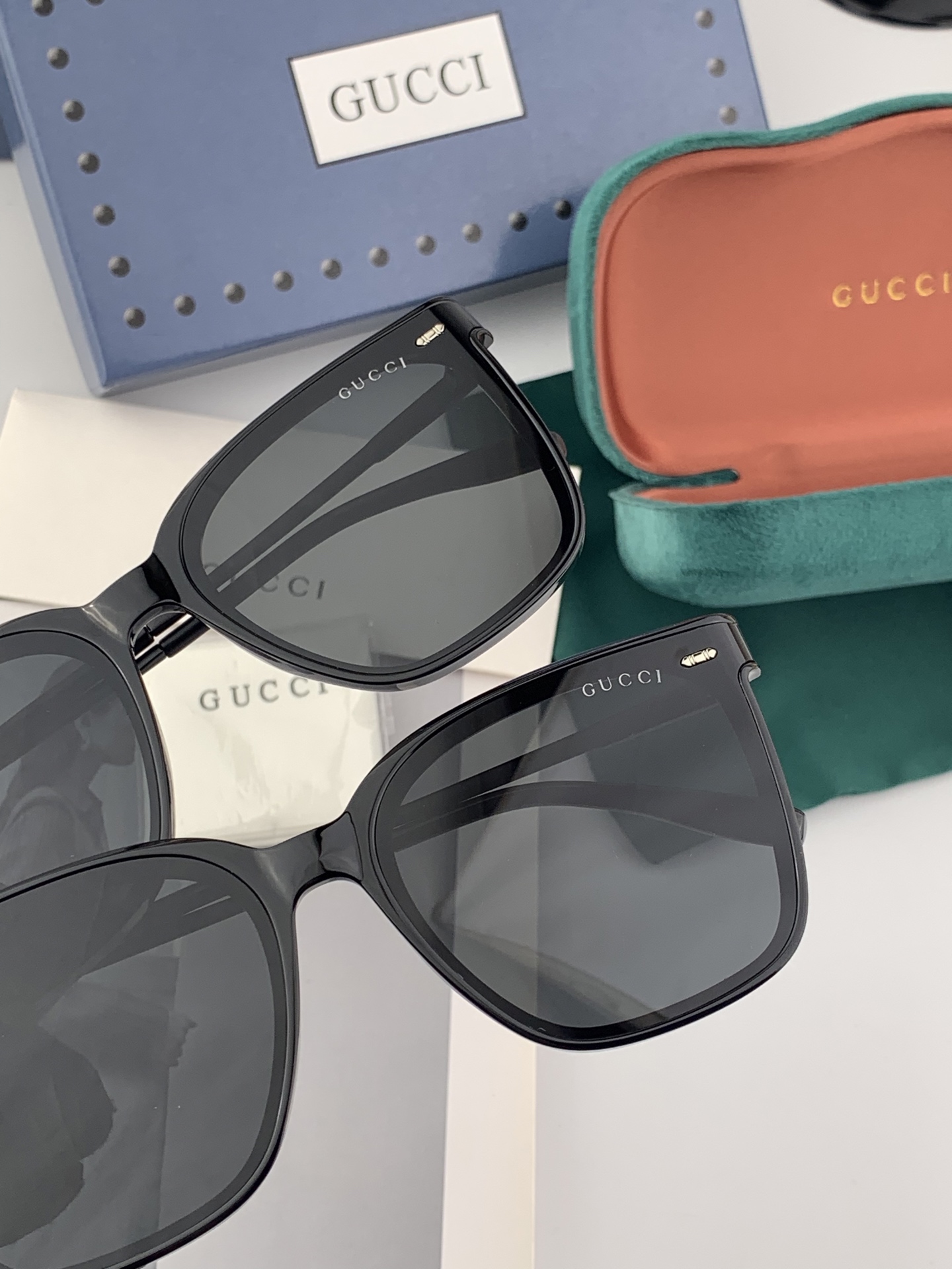 🔺 【GUCCI】2025开春新款 潮流爆款 时尚方框偏光太阳镜 高品质 佩戴舒适 网红潮款墨镜 女士高