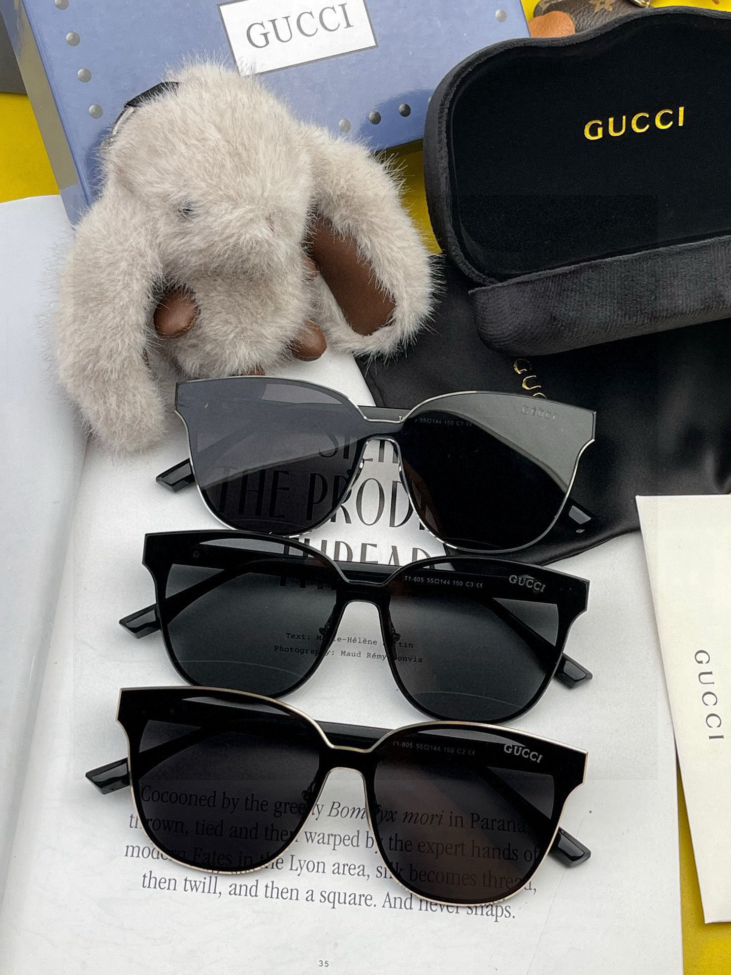  连体镜GUCCI2024开春新款一体镜 大框太阳镜男女同款 😎 
爆款大框尼龙太阳镜 超逼格超酷 
镜