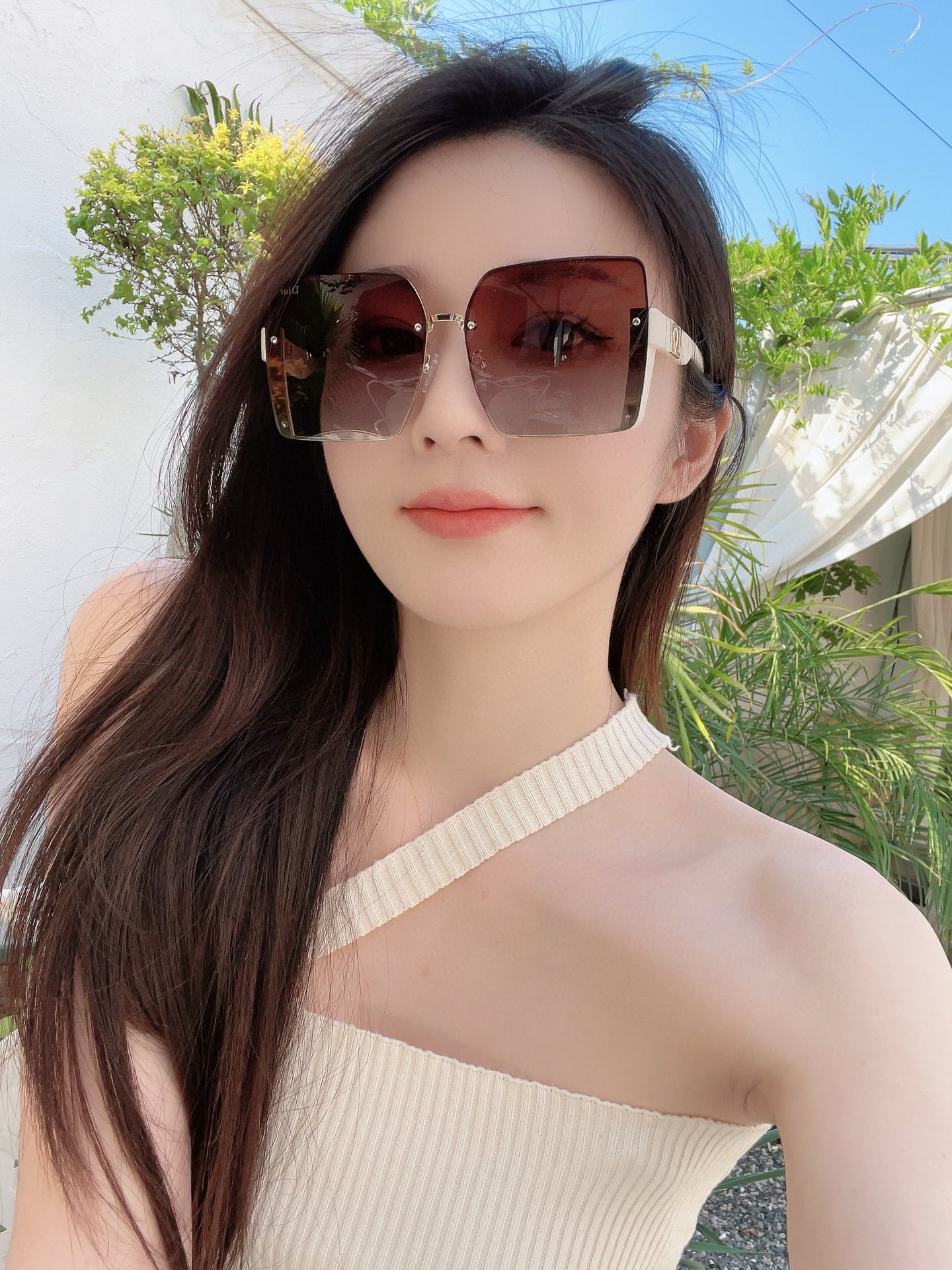   DIOR 2025新款女士方框太阳眼镜 开车墨镜 新款金属无框太阳镜  时尚大方 舒适轻盈 精致奢华