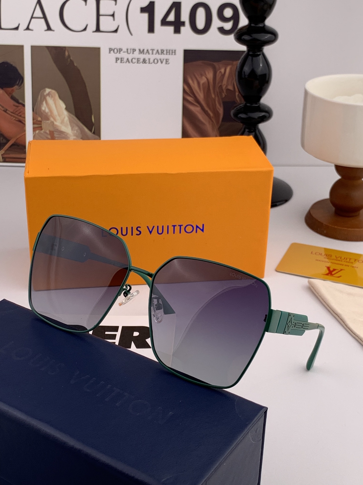 【TR偏光系列】lv大框太阳镜墨镜经典的方框设计，不挑脸型，无论搭配大衣还是连衣裙都非常显气质偏光镜片预