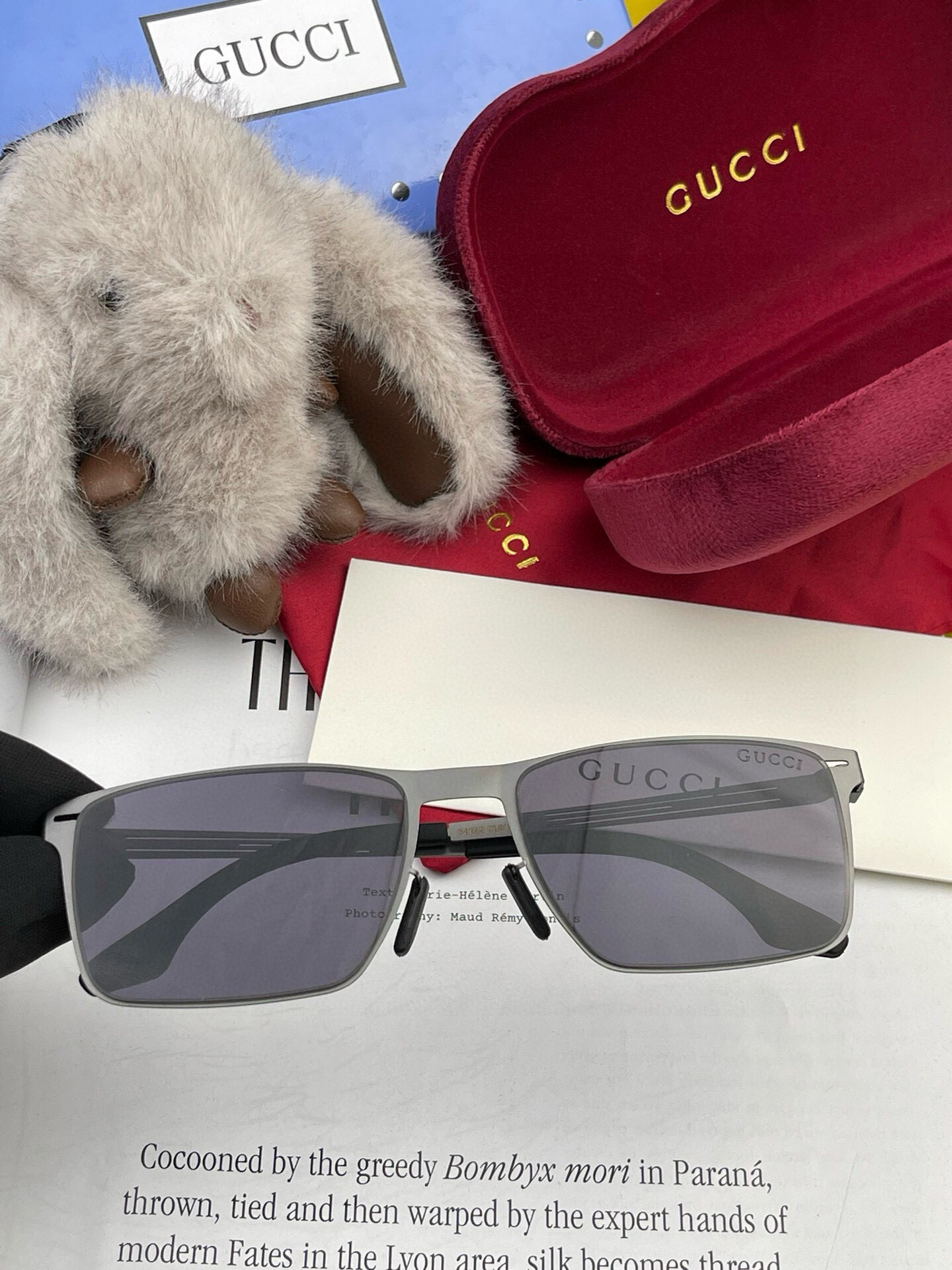 ♦️GUCCI 2025新款男女情侣款太阳镜多边形墨镜iP电镀永不褪色 超轻超有弹性整幅眼镜无螺丝重要的