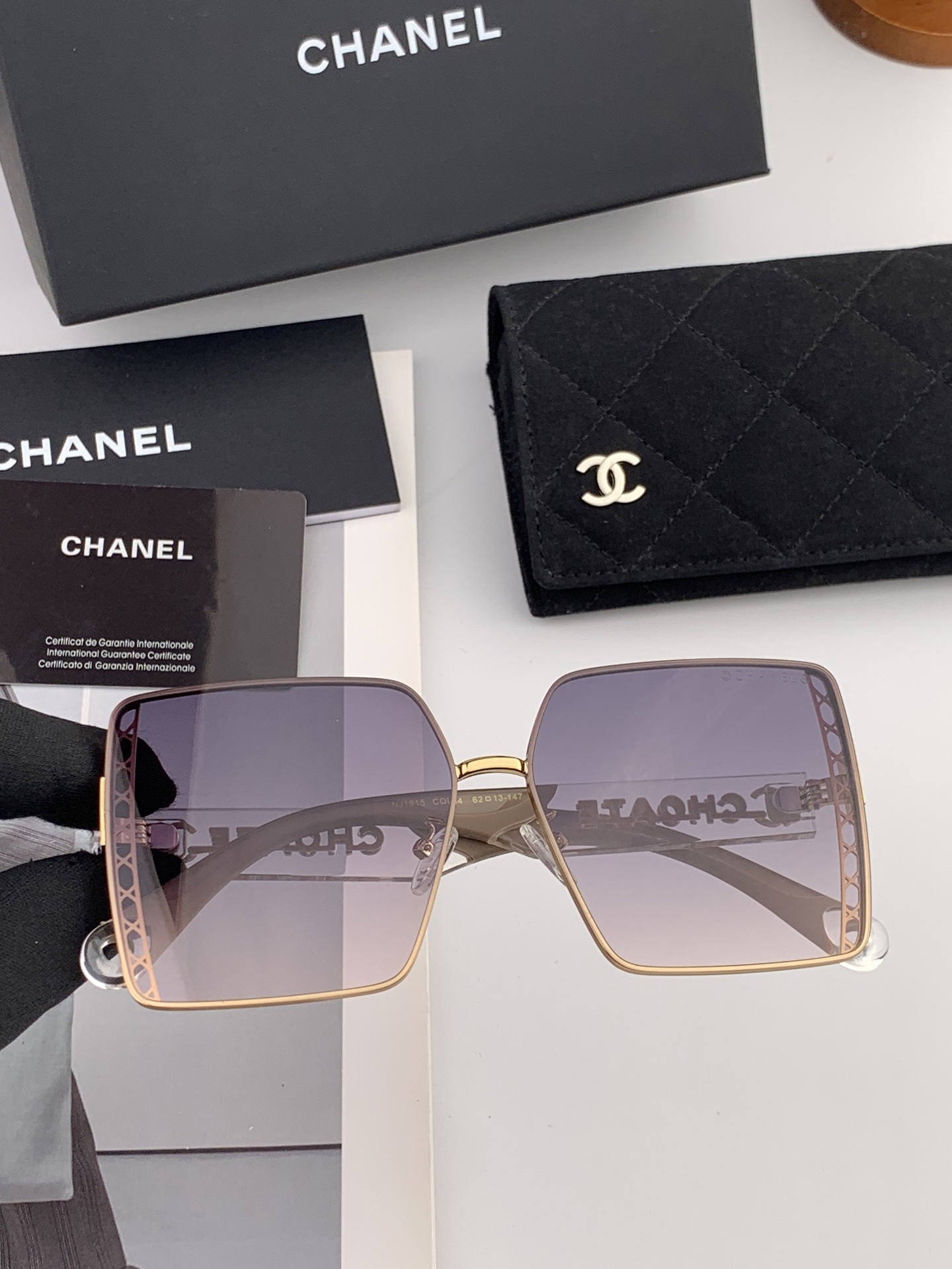 🔺 【香奈儿】2025开春新款 潮流爆款 时尚方框太阳镜 高品质 佩戴舒适 网红潮款墨镜 女士高清加厚偏