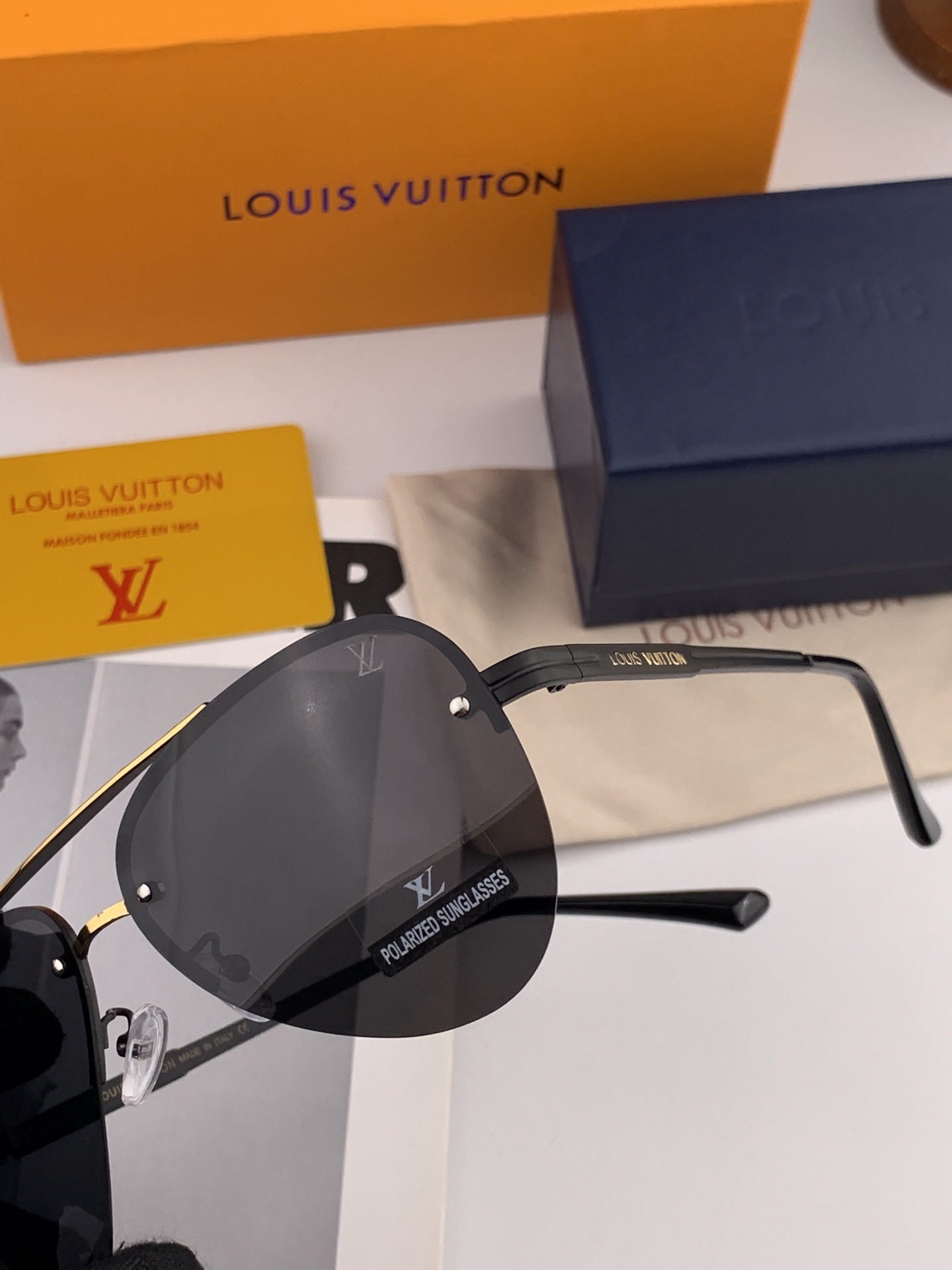  2025新款 LOUIS VUITTON-路易家  新品LV蛤蟆框太阳镜 每一付都是精品 ❤️时尚达人