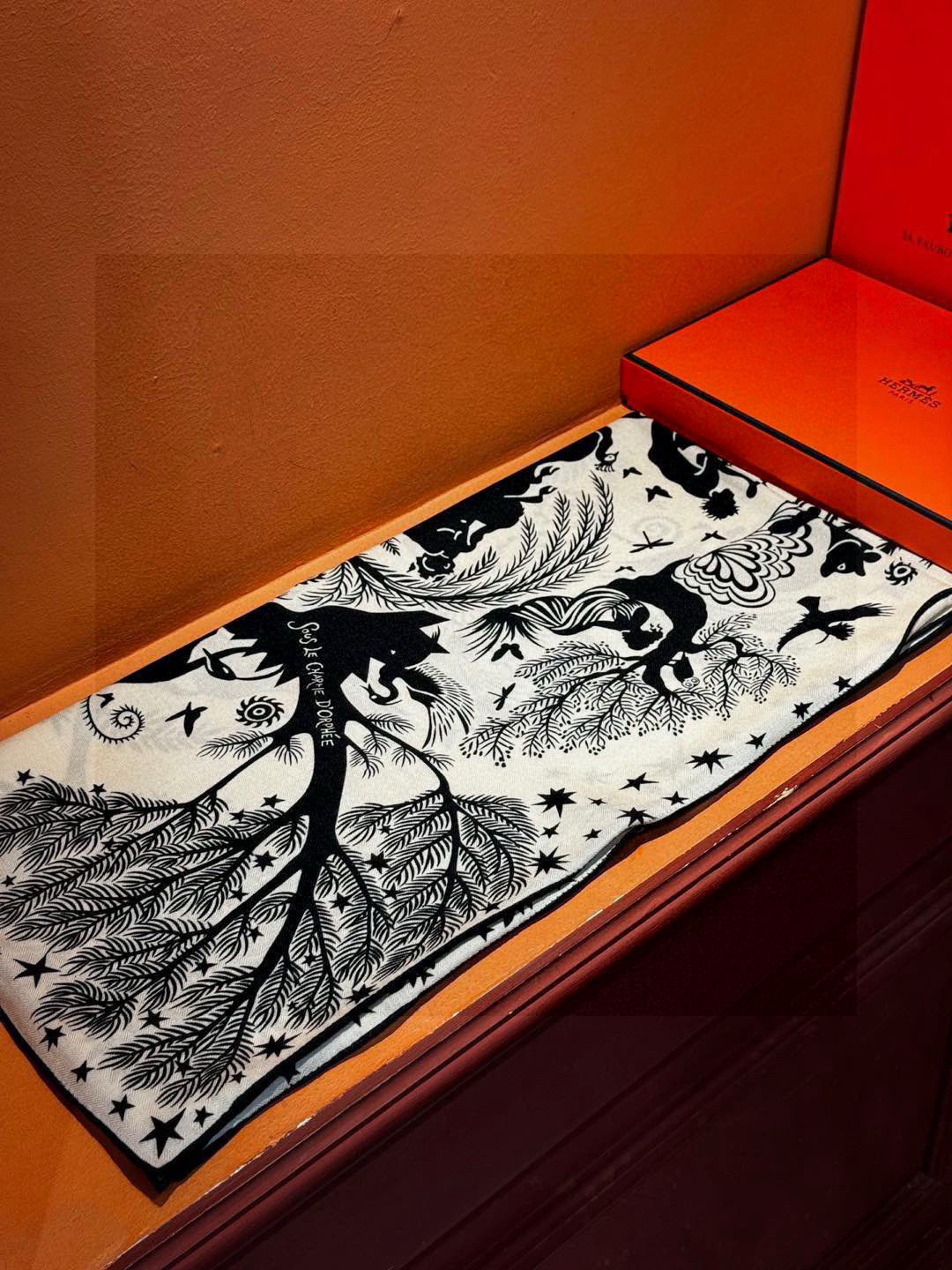 羊绒新款🆕👏👏买了都说好看‼️推荐💕爱马仕双面同色羊绒方巾【玛雅森林双面同色140】，顶级工艺超值‼️爱