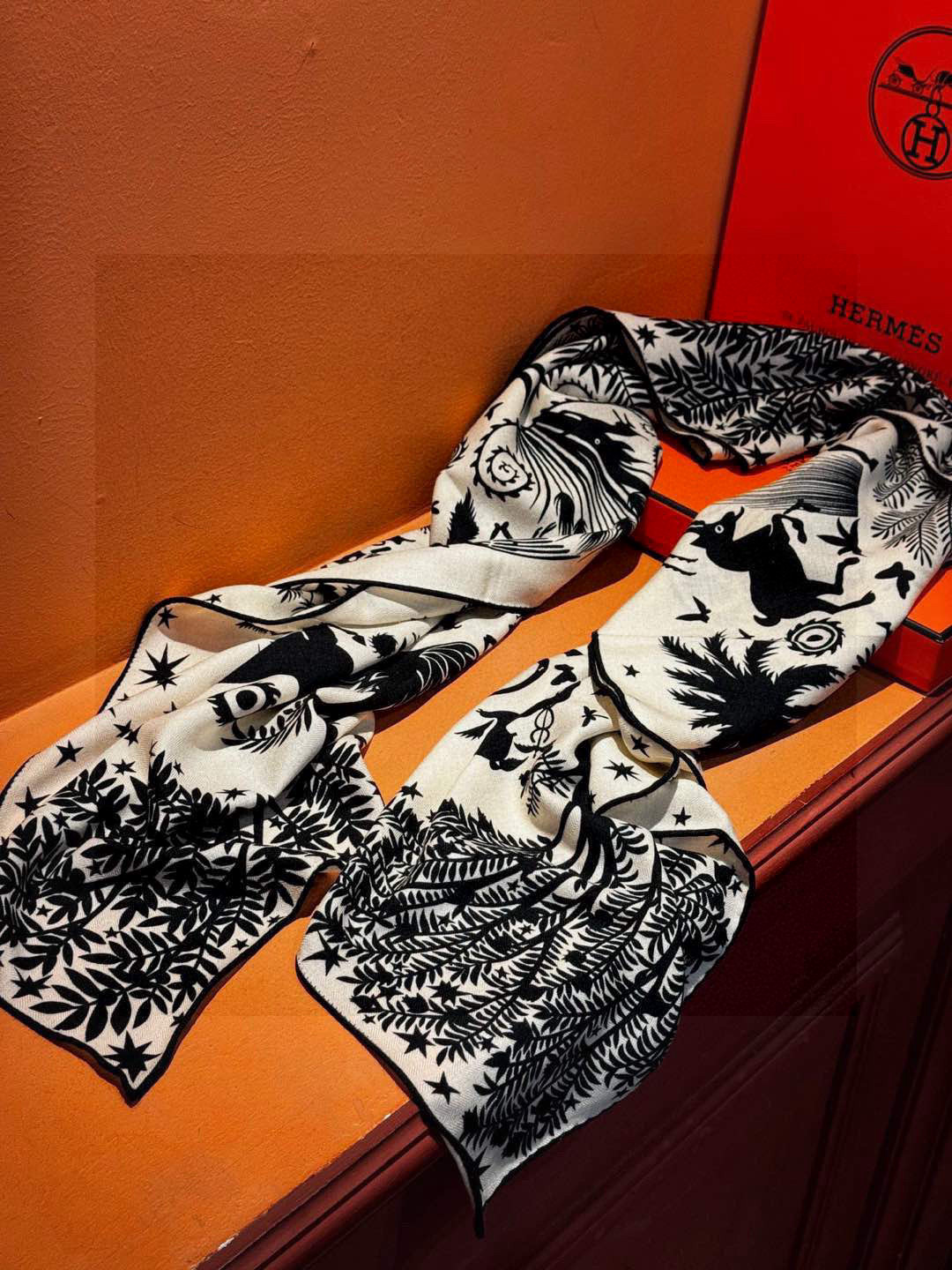 羊绒新款🆕👏👏买了都说好看‼️推荐💕爱马仕双面同色羊绒方巾【玛雅森林双面同色140】，顶级工艺超值‼️爱