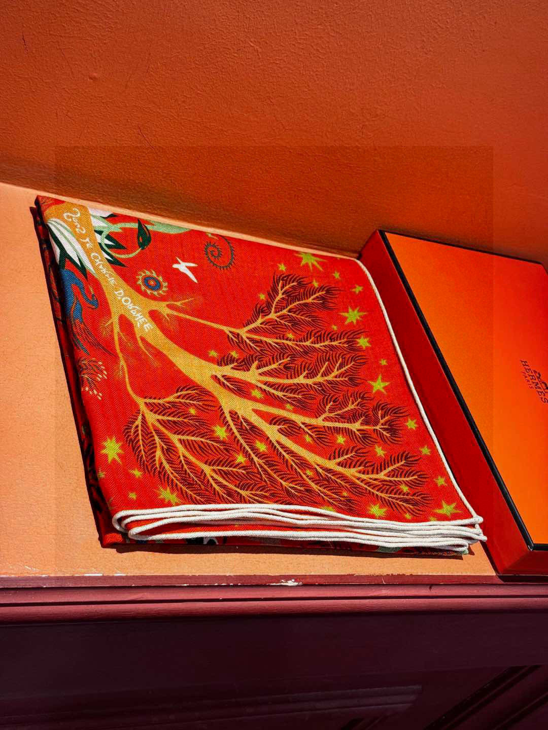 羊绒新款🆕👏👏买了都说好看‼️推荐💕爱马仕双面同色羊绒方巾【玛雅森林双面同色140】，顶级工艺超值‼️爱