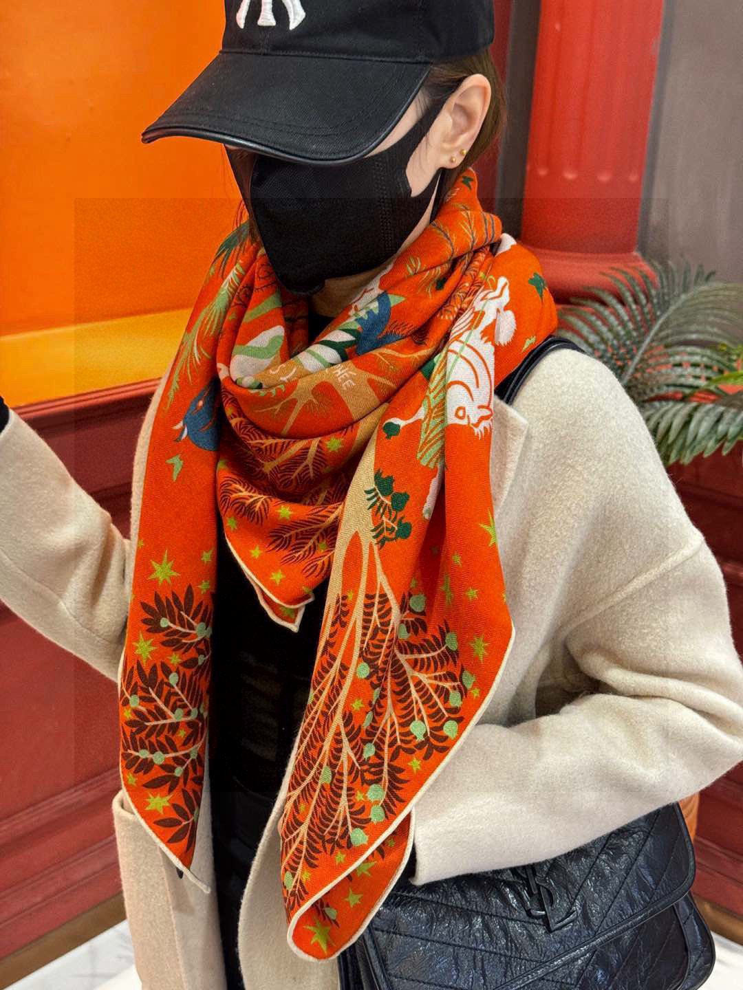 羊绒新款🆕👏👏买了都说好看‼️推荐💕爱马仕双面同色羊绒方巾【玛雅森林双面同色140】，顶级工艺超值‼️爱