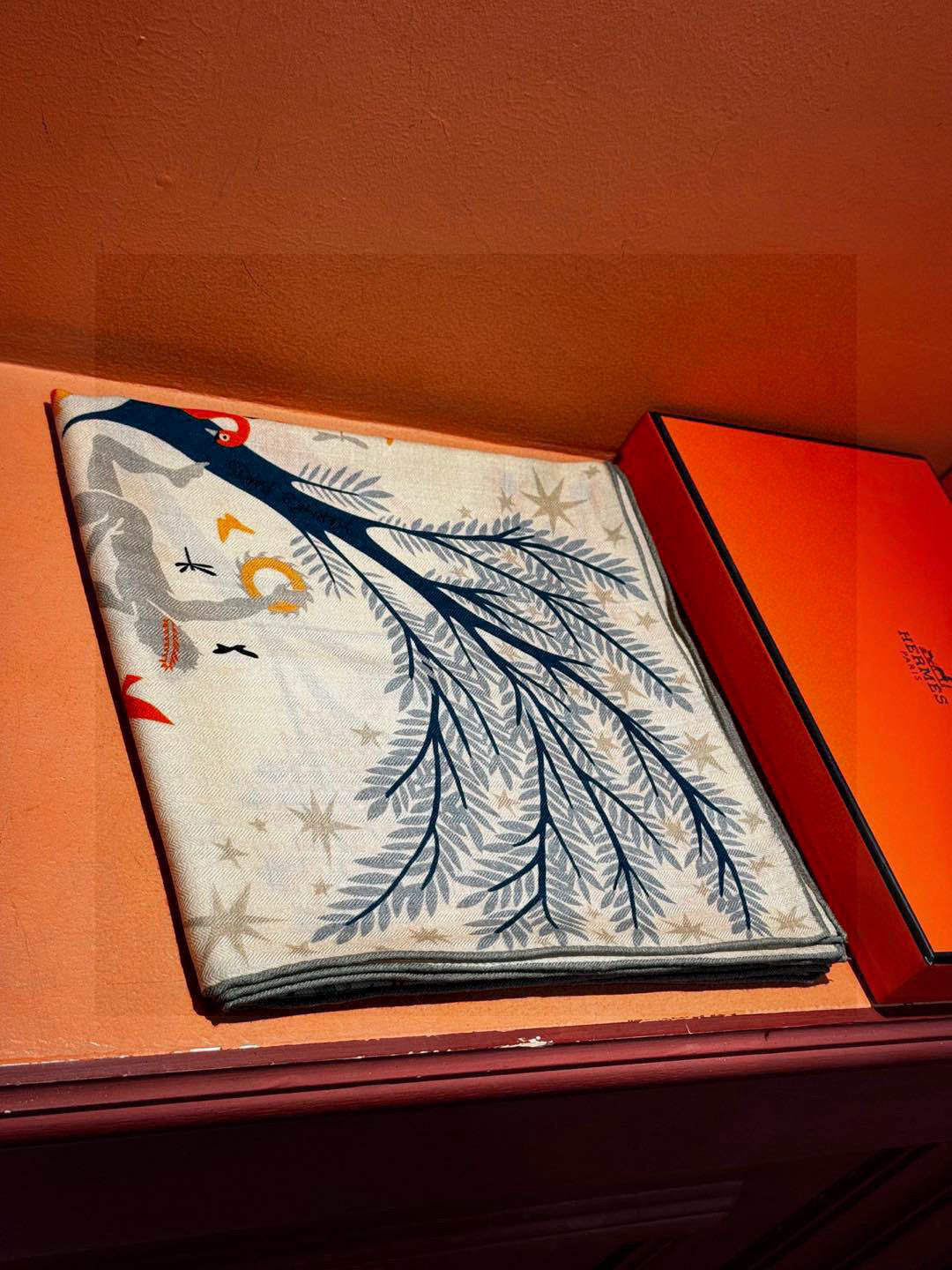 羊绒新款🆕👏👏买了都说好看‼️推荐💕爱马仕双面同色羊绒方巾【玛雅森林双面同色140】，顶级工艺超值‼️爱