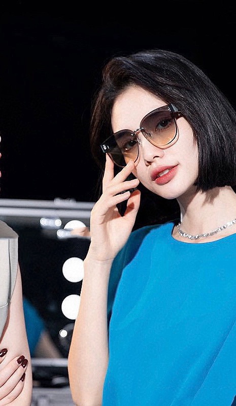 🔺 【香奈儿】2025开春新款 潮流爆款 时尚方框尼龙太阳镜 高品质 佩戴舒适 网红潮款墨镜 女士高清尼