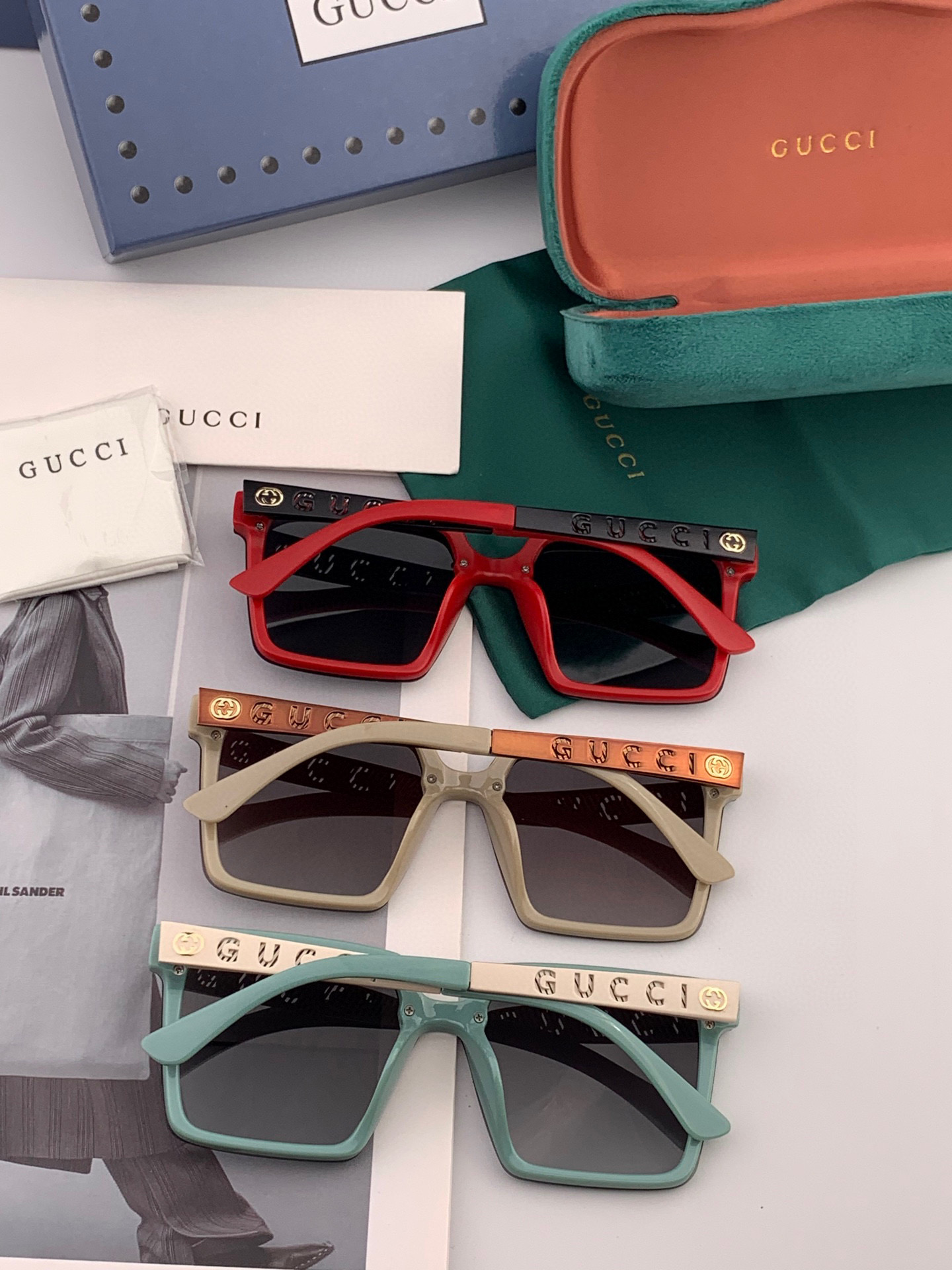  【TR偏光系列】Gucci   经典的方框设计，不挑脸型，无论搭配大衣还是连衣裙都非常显气质偏光镜片预