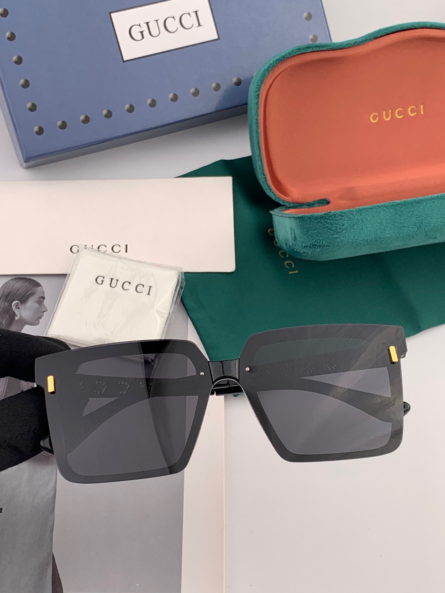  【TR偏光系列】Gucci   经典的方框设计，不挑脸型，无论搭配大衣还是连衣裙都非常显气质偏光镜片预