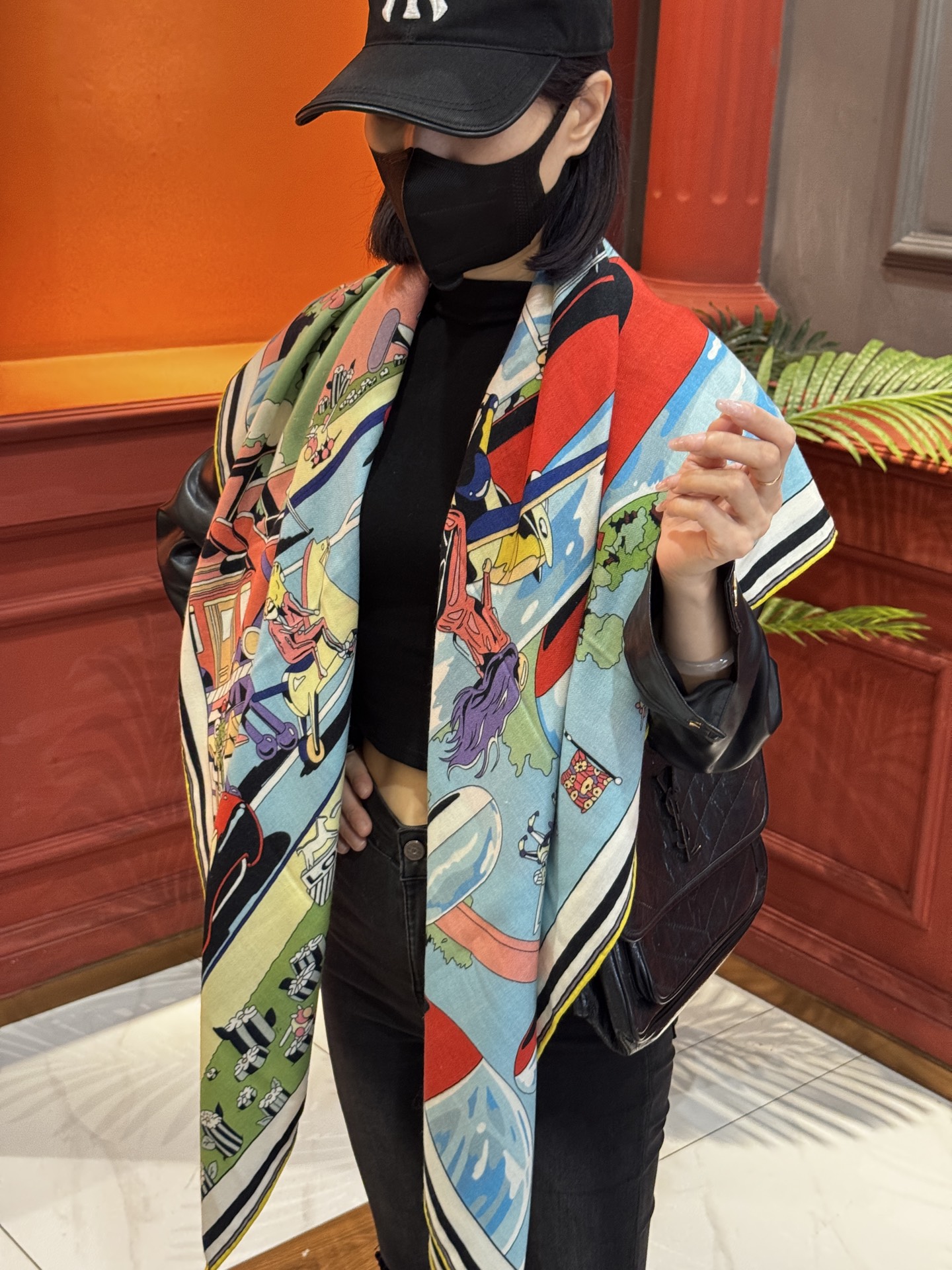 Hermès Surrealist Print Silk Cashmere Shawl 140cm - Timeless Elegance