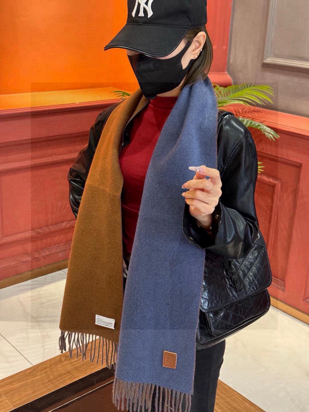  ✨✨太美了😍罗意威 情侣款 美到要尖叫😱专柜最新款🎊英伦欧美范儿 又是一款即时尚又实用的大围巾&长巾，