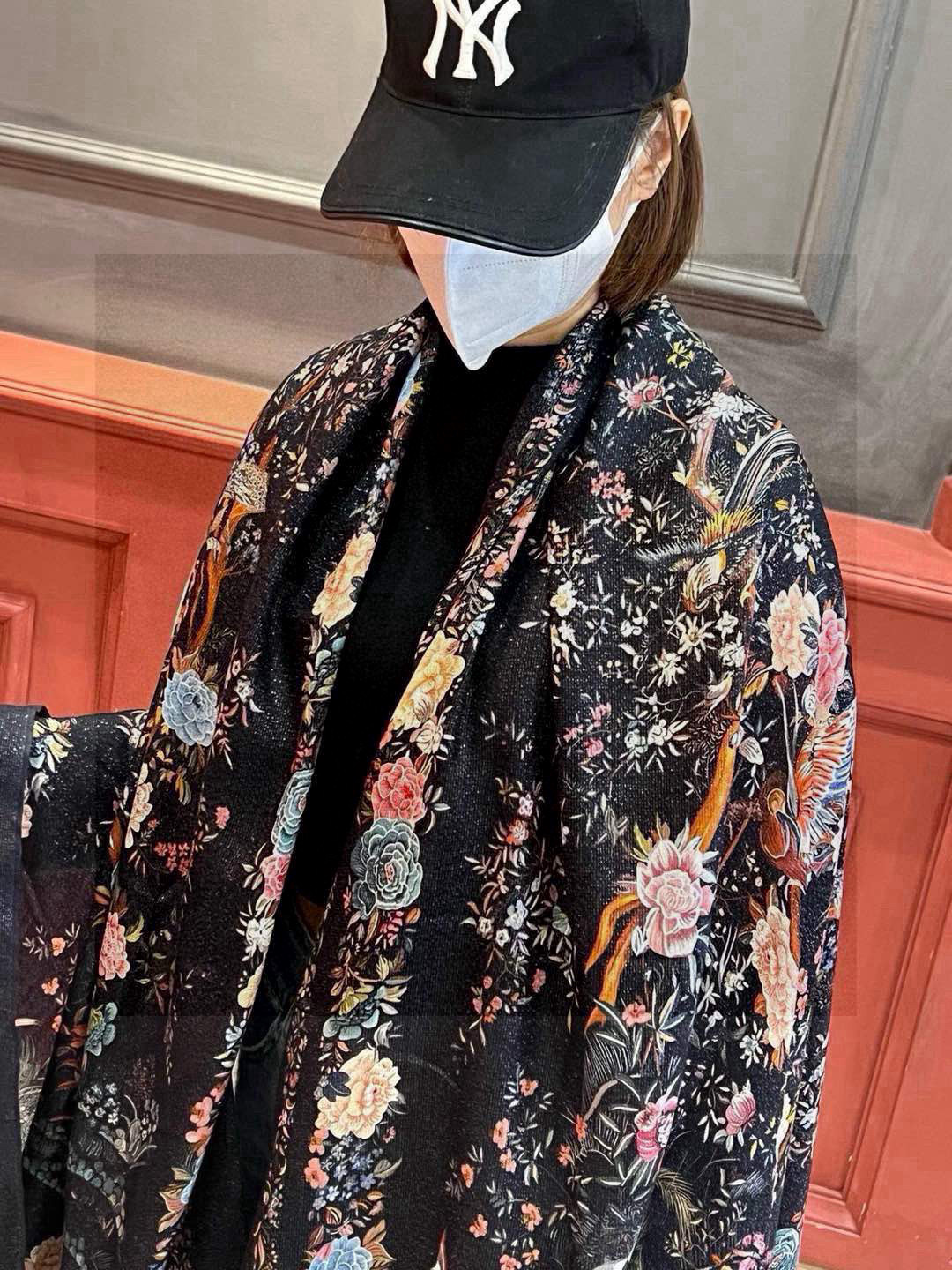 ✨✨【金银丝款】Dior专柜款～就是告诉大家这款必须收～上新🆕❤️ 新款长羊绒😍专柜同步🌈✨这个size